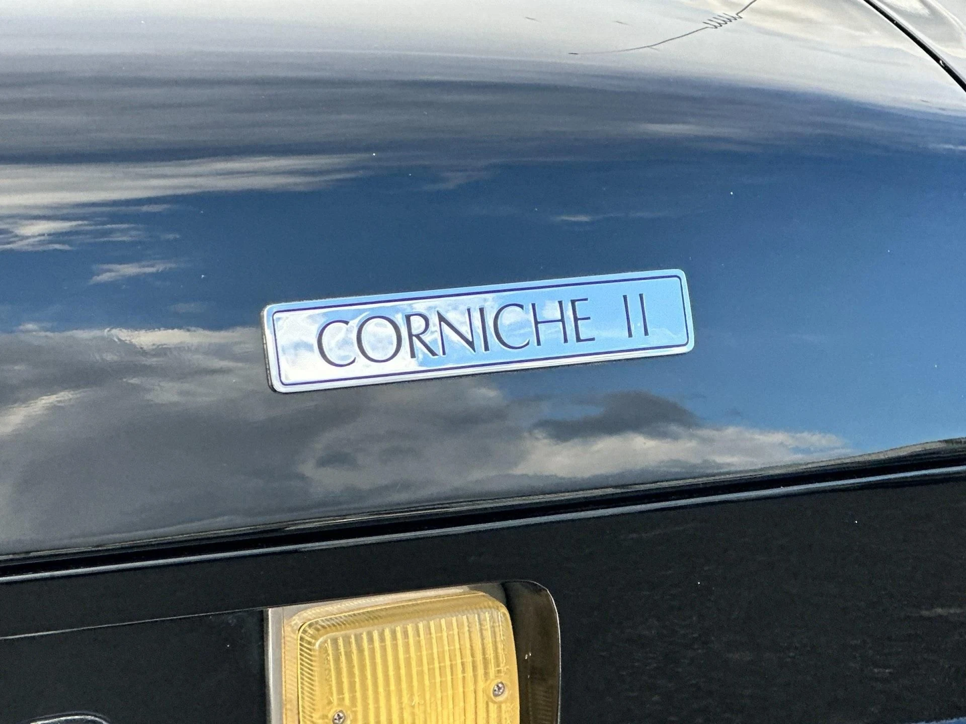 mph026_1293564106_Used_1986_Rolls_Royce_Corniche_1760538310_1699bc7e69