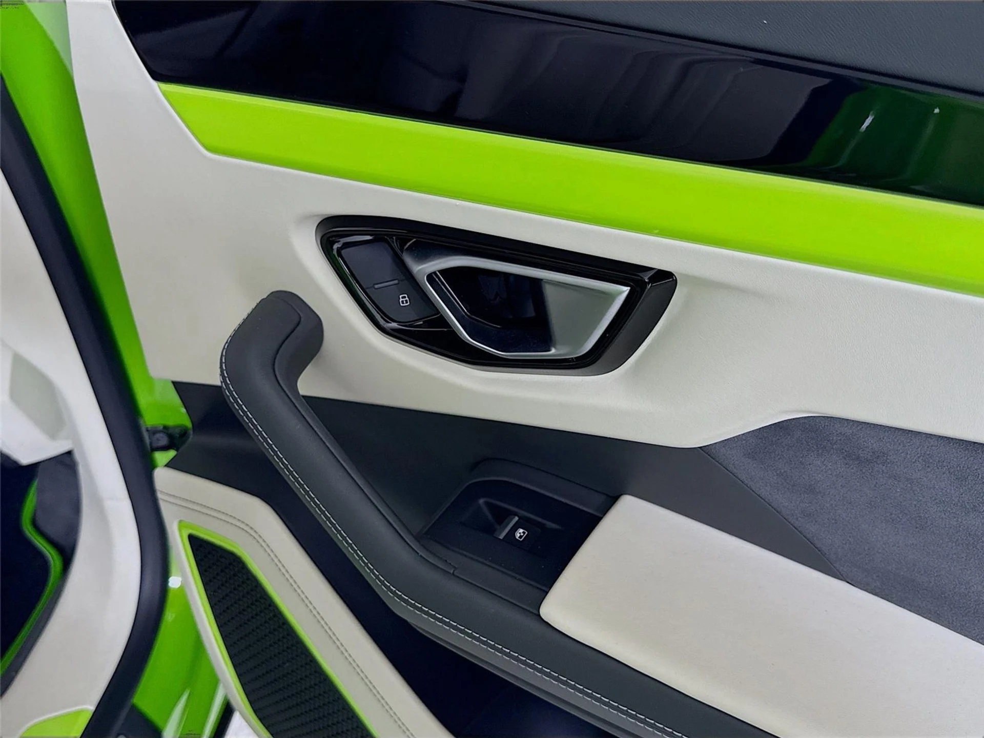 mph026_129545929_c9dbe9f801df110362a100a29c5fb985_aff7eb64b1