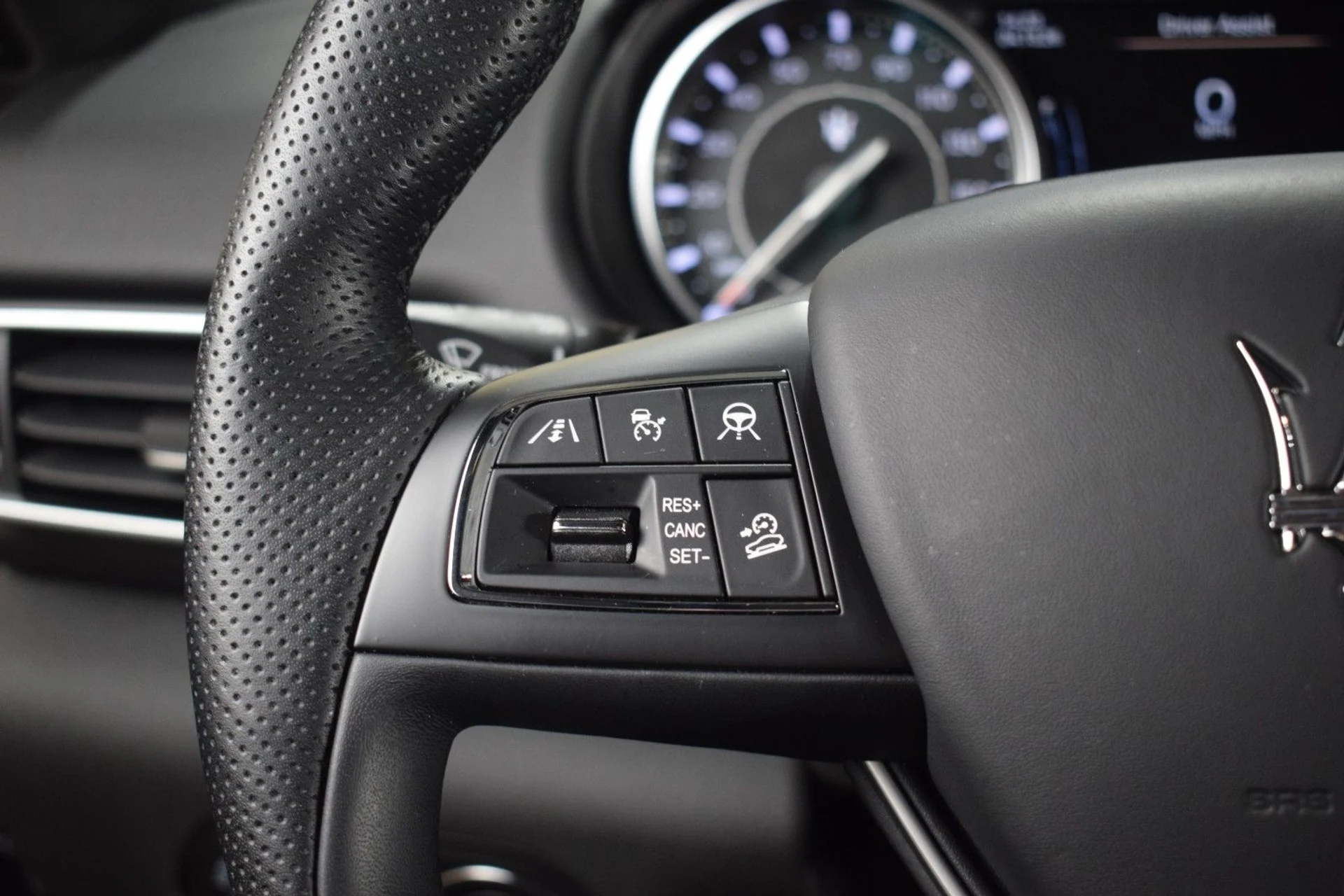 mph026_1296435491_31076620dda6bab92055832e2596d990x_eadcc2fdd7