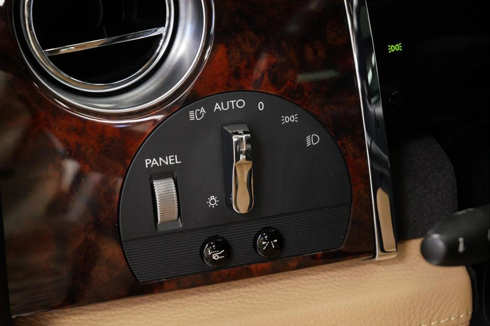 mph026_1305935625_0q_A9_Wris_QPC_3cxuc1_VYEO_6b6_O_Yo_63aa405f35