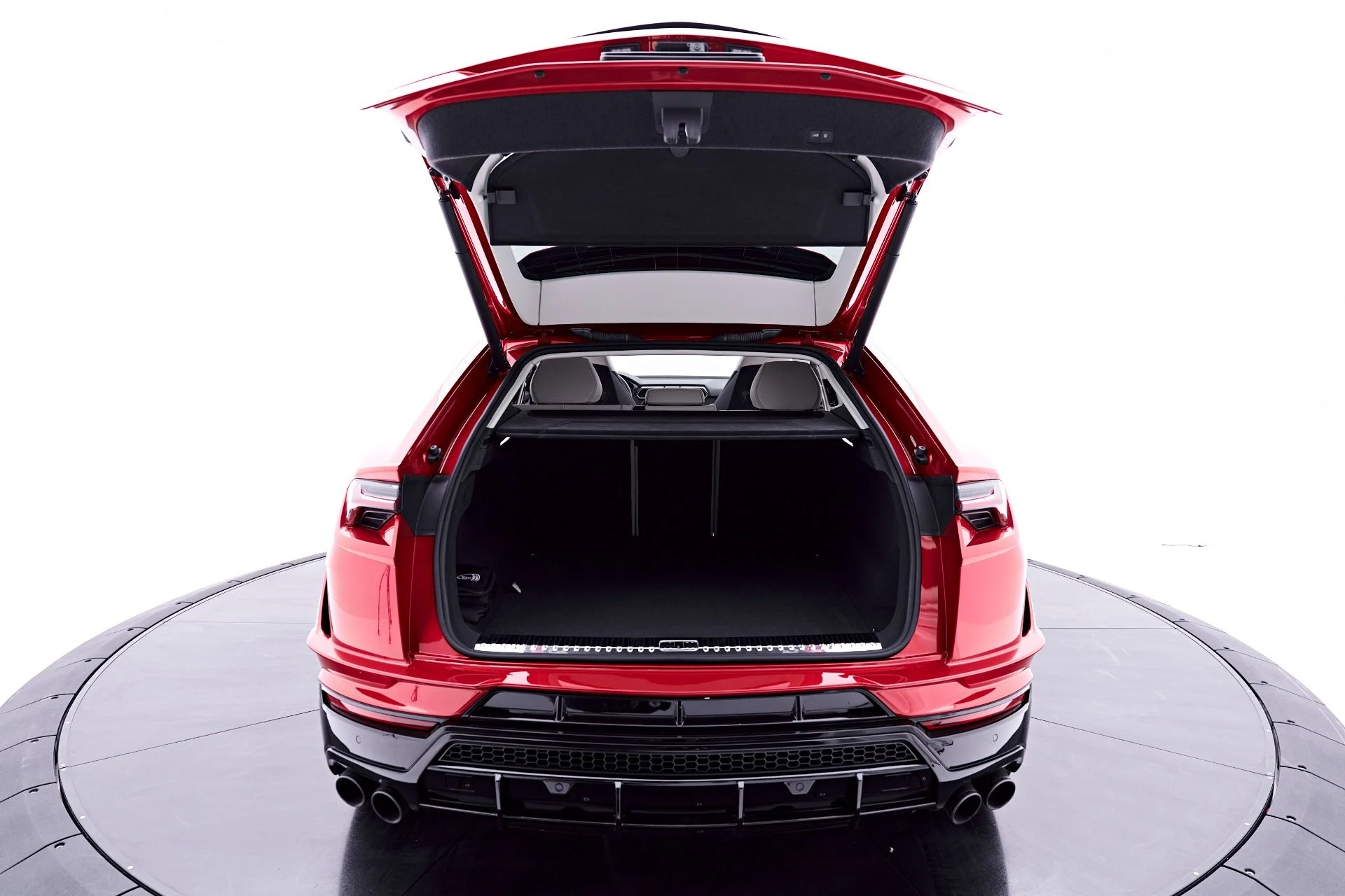 mph026_1312067378_Used_2023_Lamborghini_Urus_S_1781910666_15e7c4a760