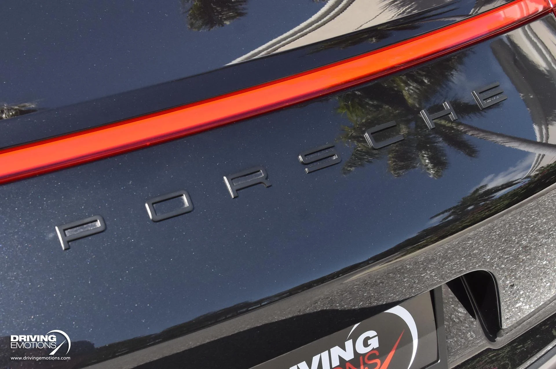 mph026_1315606655_868_p27_l_019cb7f870