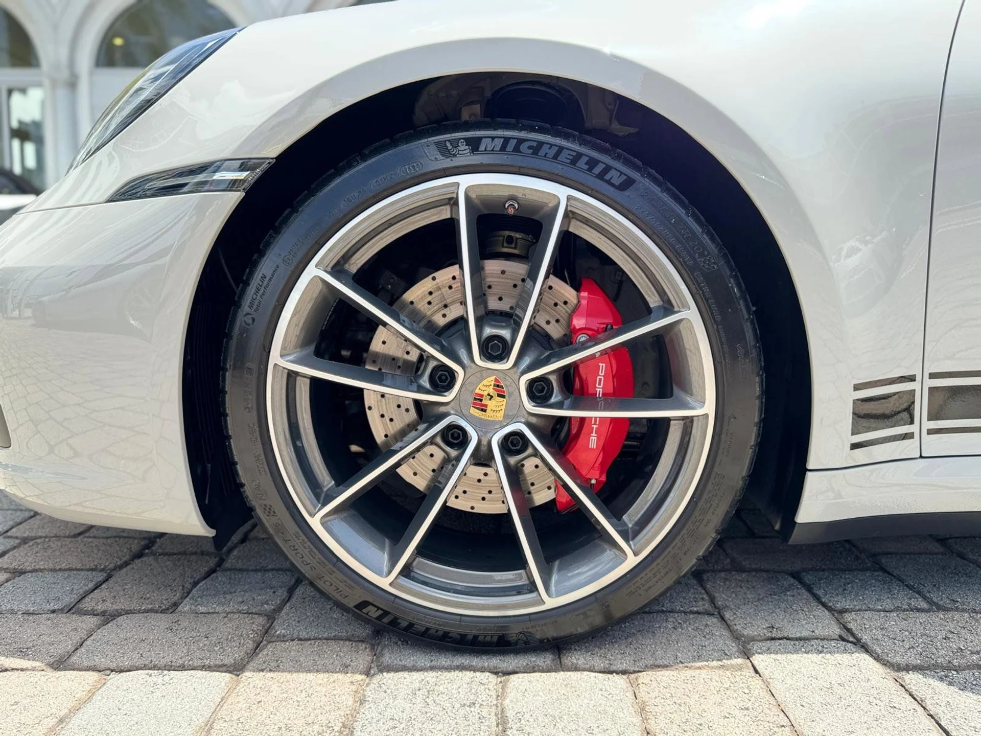 mph026_1320772564_b8d3744ae1c54db3b400b6a3406a216d_8697511959