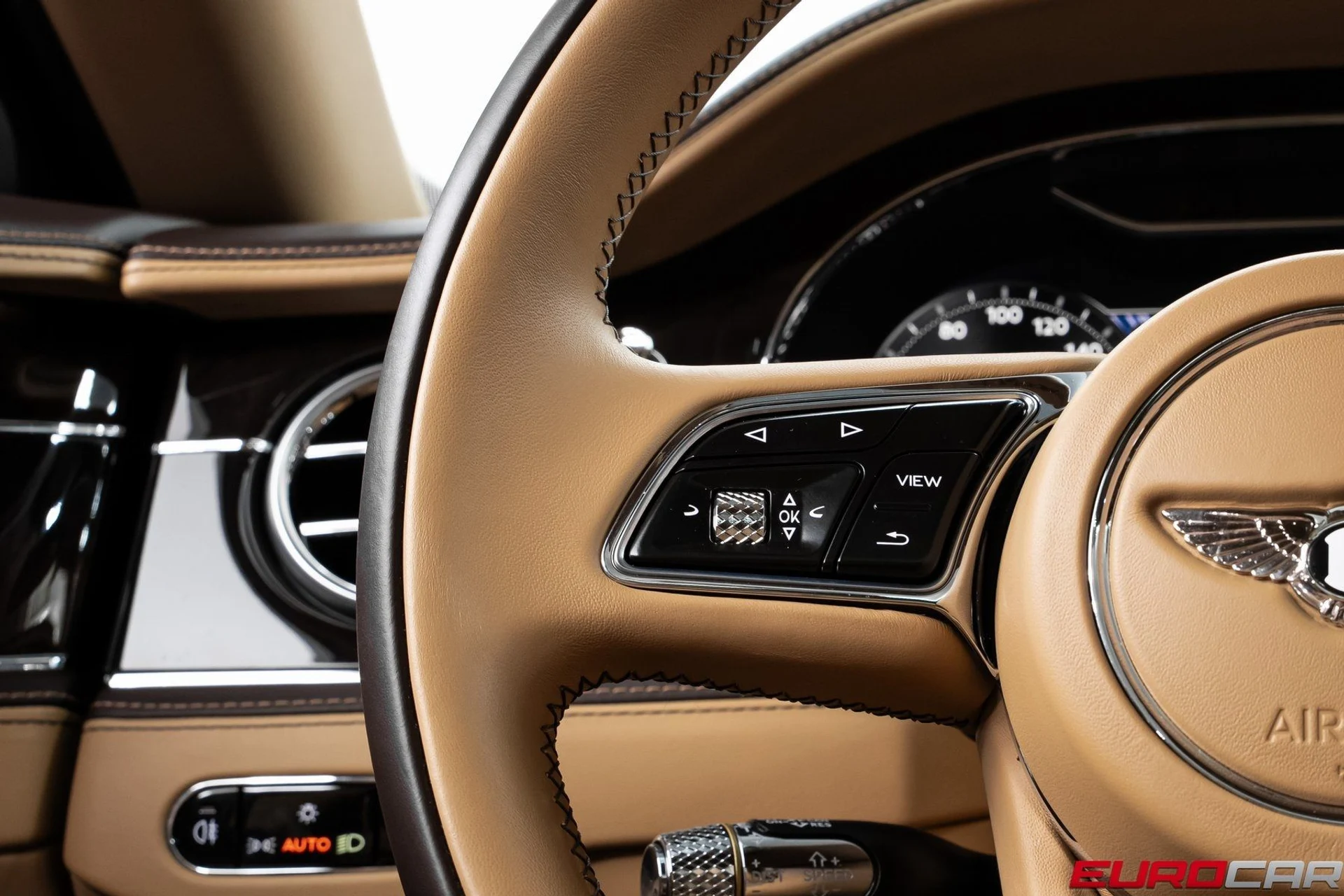 mph026_1322071829_image_27_6bc123a4b8