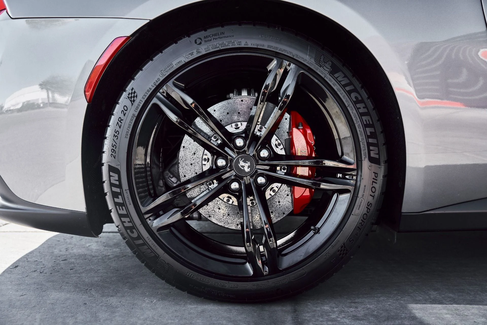 mph026_1331667131_Used_2020_Ferrari_GTC_4_Lusso_V12_1773162242_bb73aec5ed