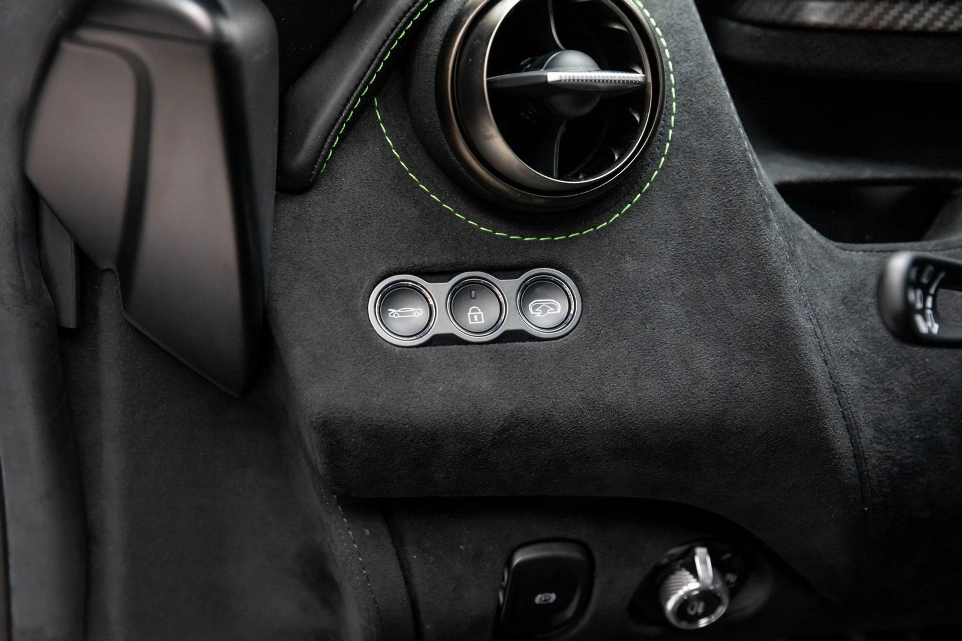 mph026_1336093376_27_7d6124382e