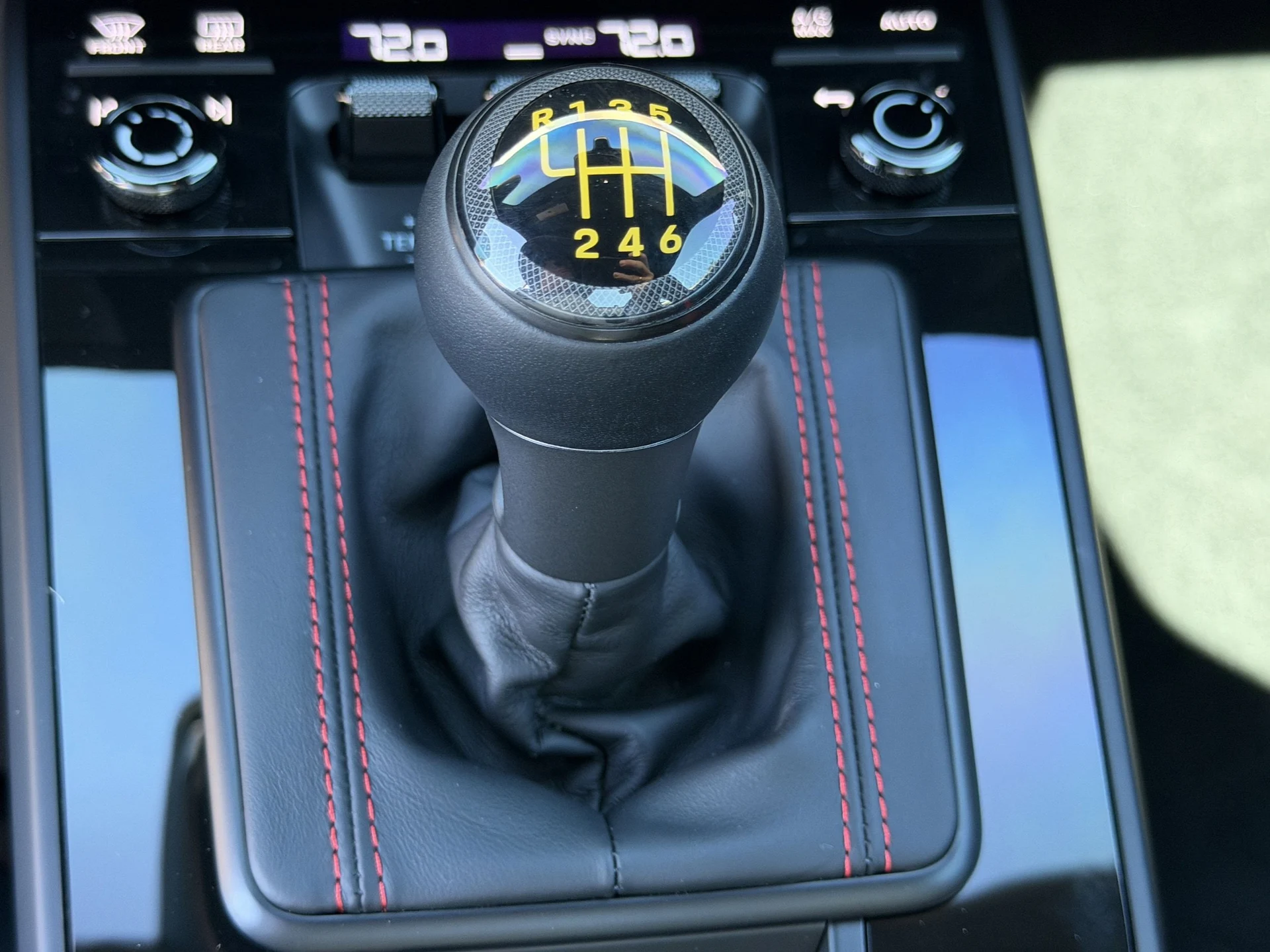 mph026_1337872115_e182a6876fd7c700937c894221918f50x_33b0b195d3