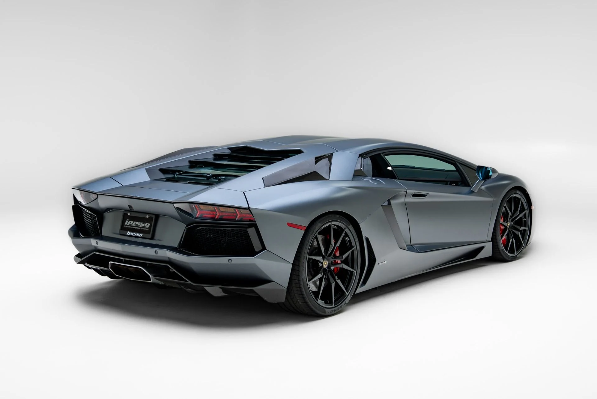 mph026_1338107367_Used_2015_Lamborghini_Aventador_LP_700_4_1778261786_dac4014e78