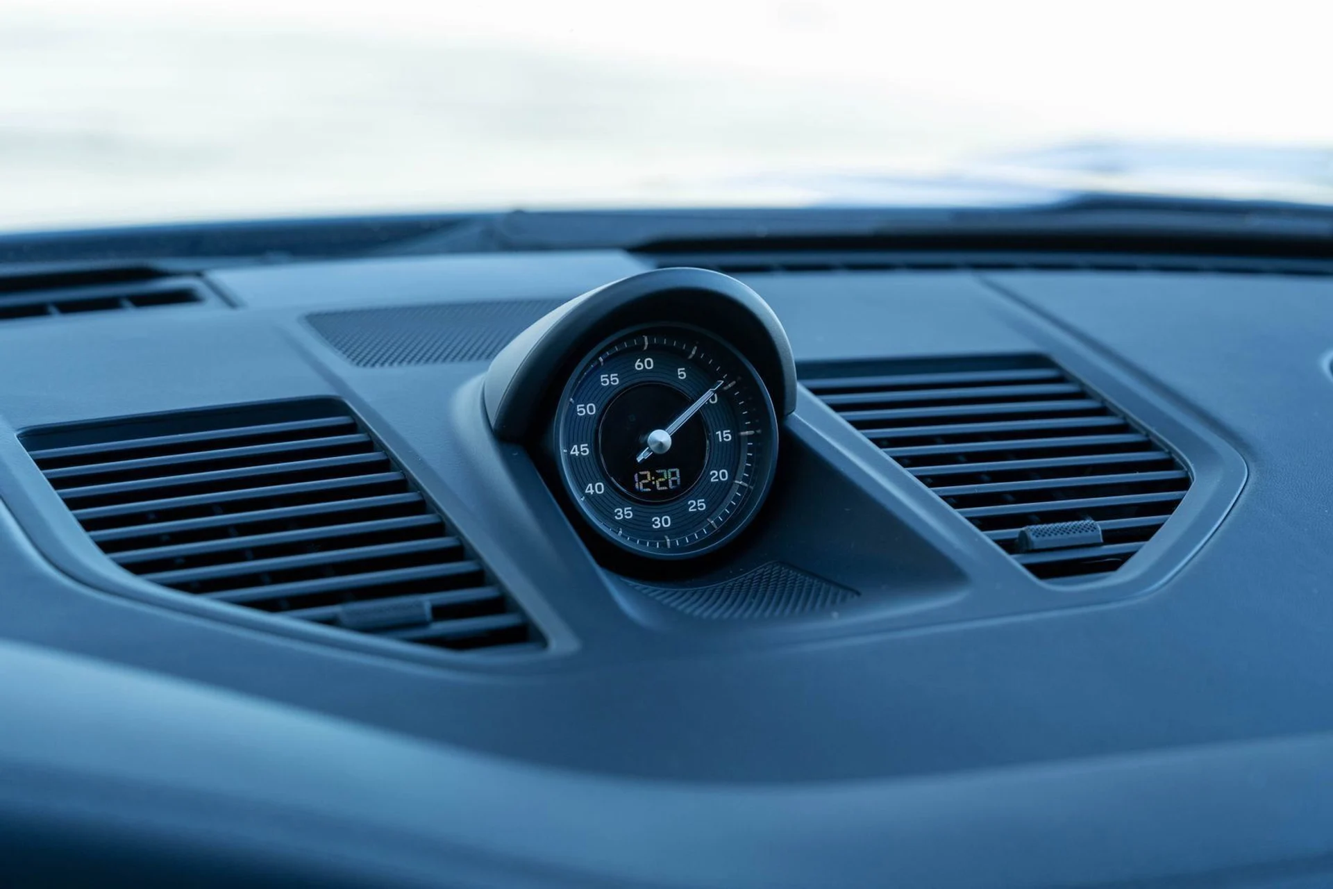 mph026_1344347045_b93e20ceca767d49b7f0f96cde525d41_c94281f524