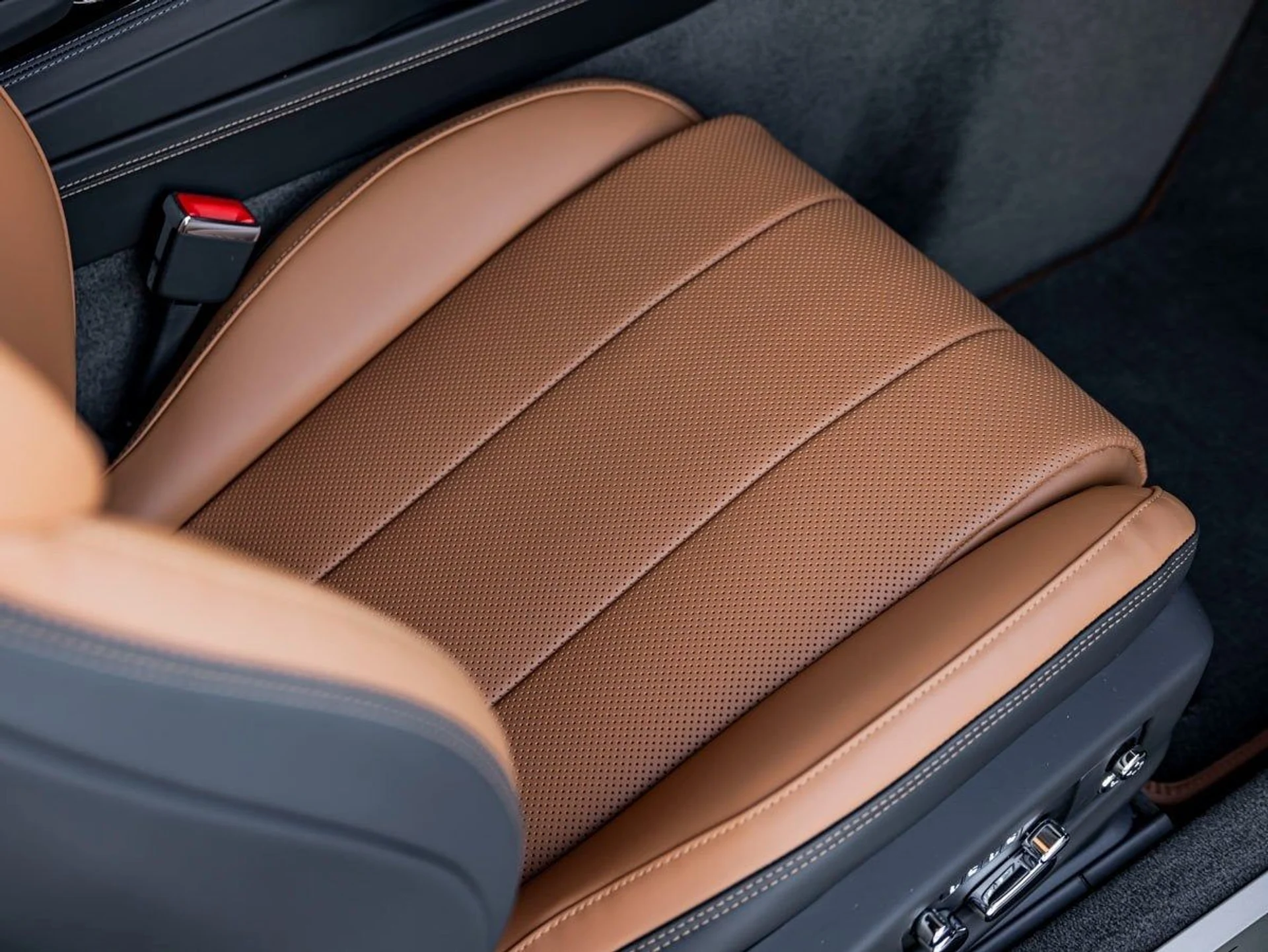 mph026_1353440832_27_60a6a06fb6