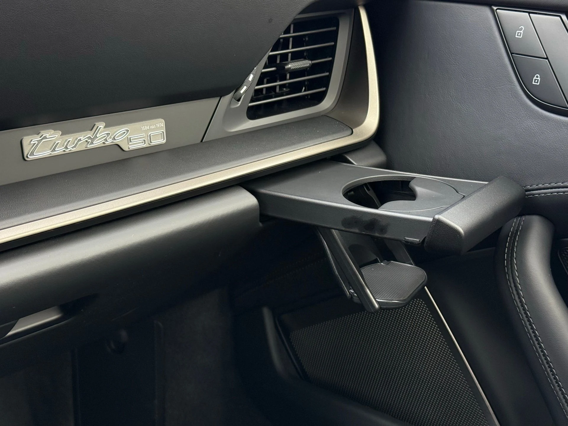 mph026_1365549532_73f9bd0858c13092ccbb711e90a8ff33_b72a5ca029