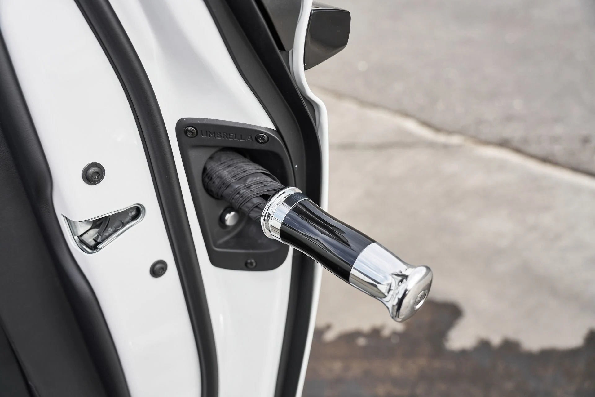 mph026_1365943396_Used_2025_Rolls_Royce_Ghost_Black_Badge_1763167774_0310b987a1