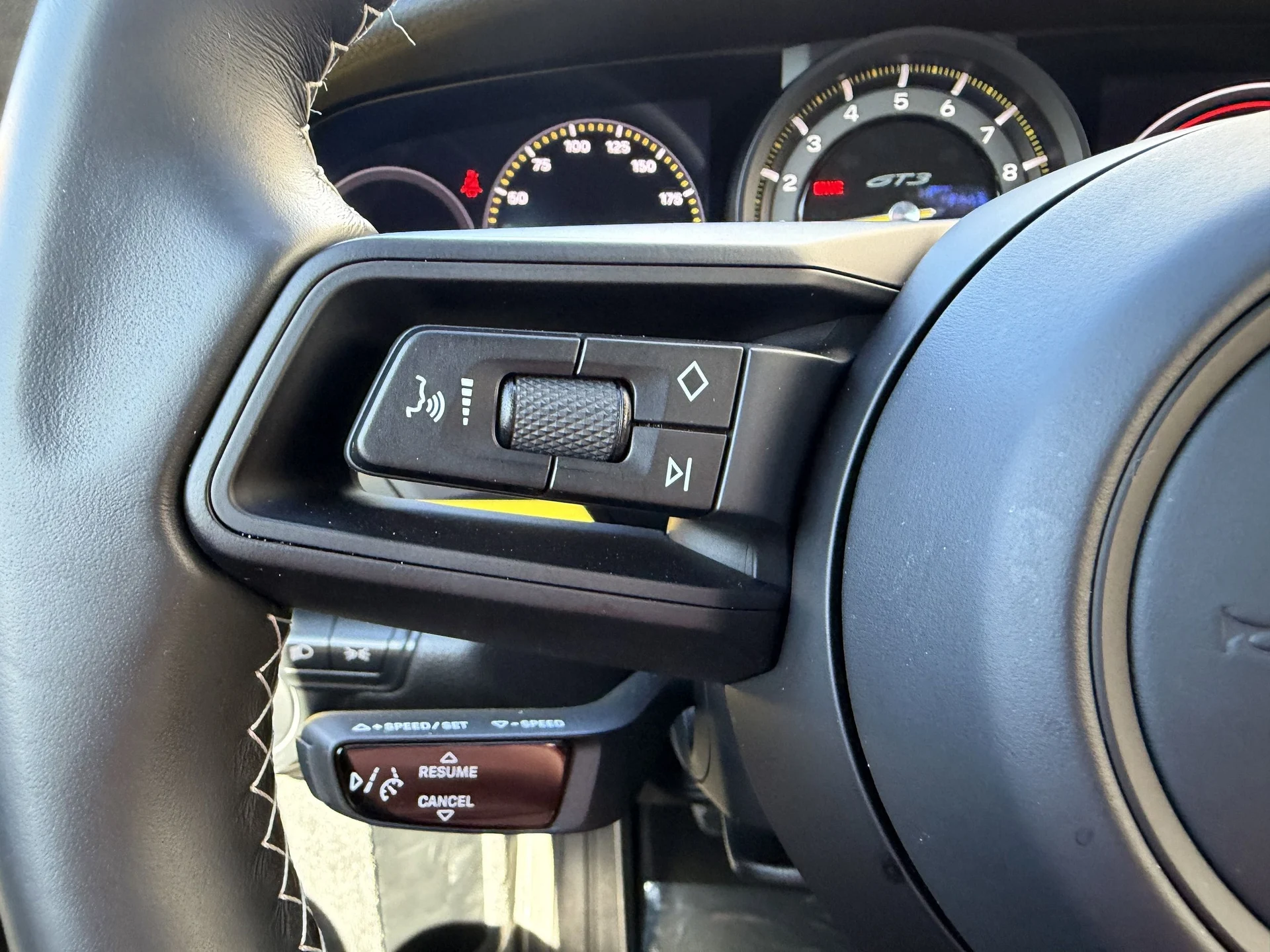 mph026_136595539_0d7cb27c4bf520ac6f75e3a2d63e31bfx_72fbd7eaf3