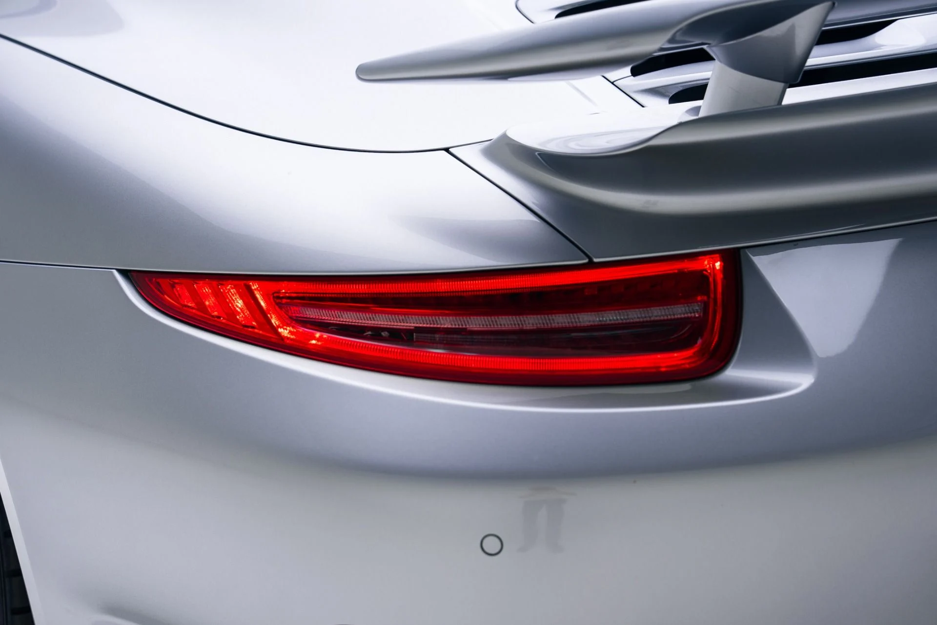 mph026_1365994850_Used_2016_Porsche_911_Turbo_S_1764978291_0c4725e587