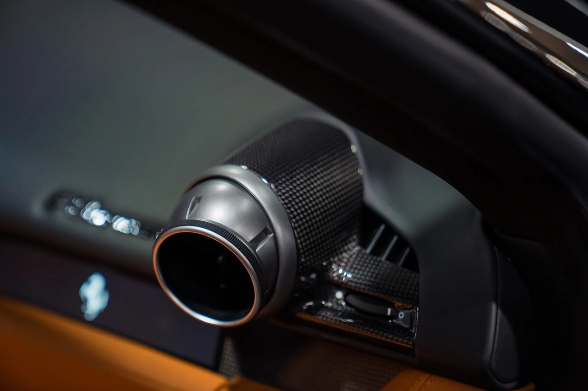 mph026_1367004985_Used_2022_Ferrari_F8_Spider_Full_Carbon_Interior_1786195652_8d5dc8b272