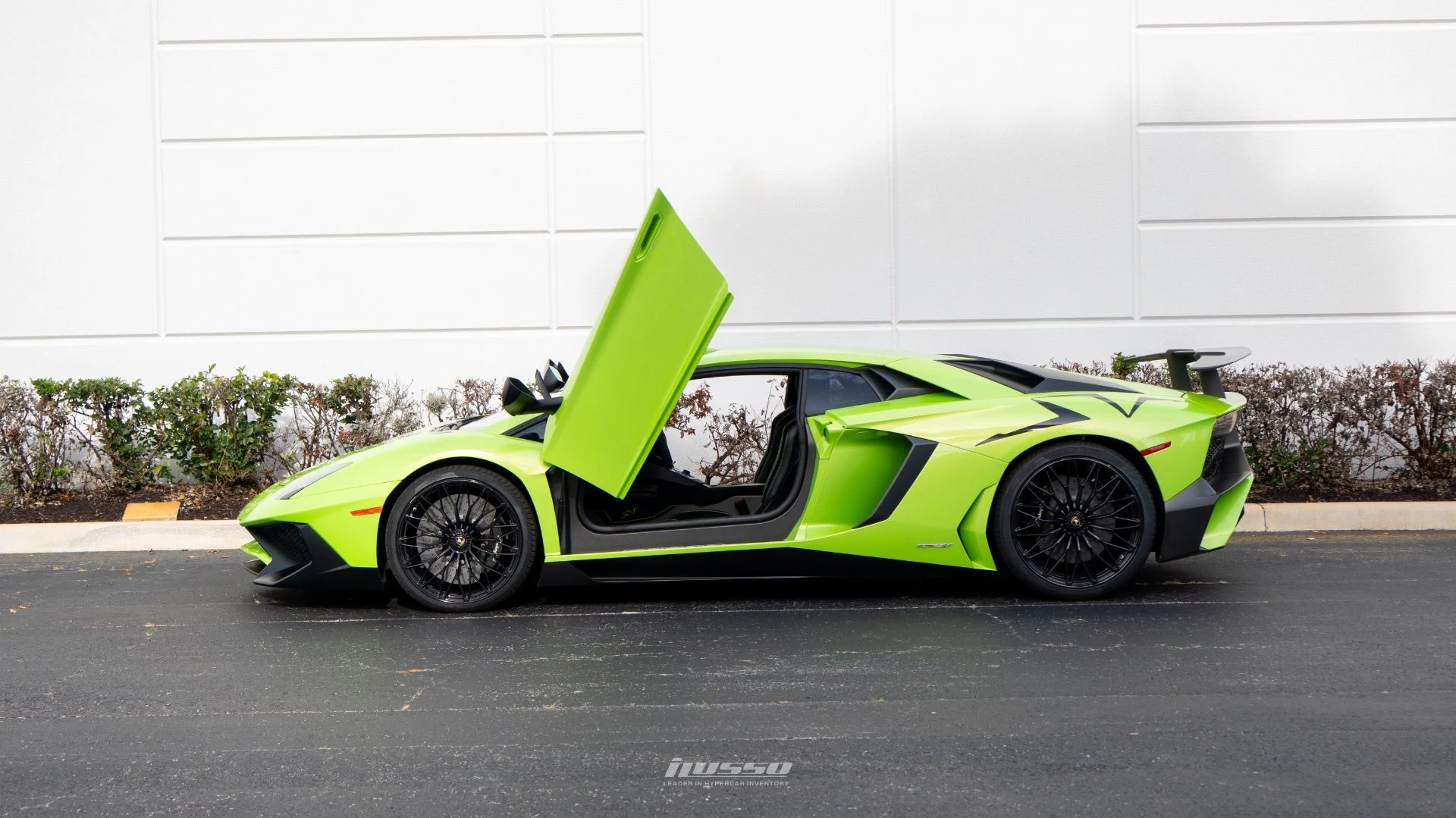 mph026_1381577656_Used_2016_Lamborghini_Aventador_LP_750_4_SV_1748888388_543e6c085a