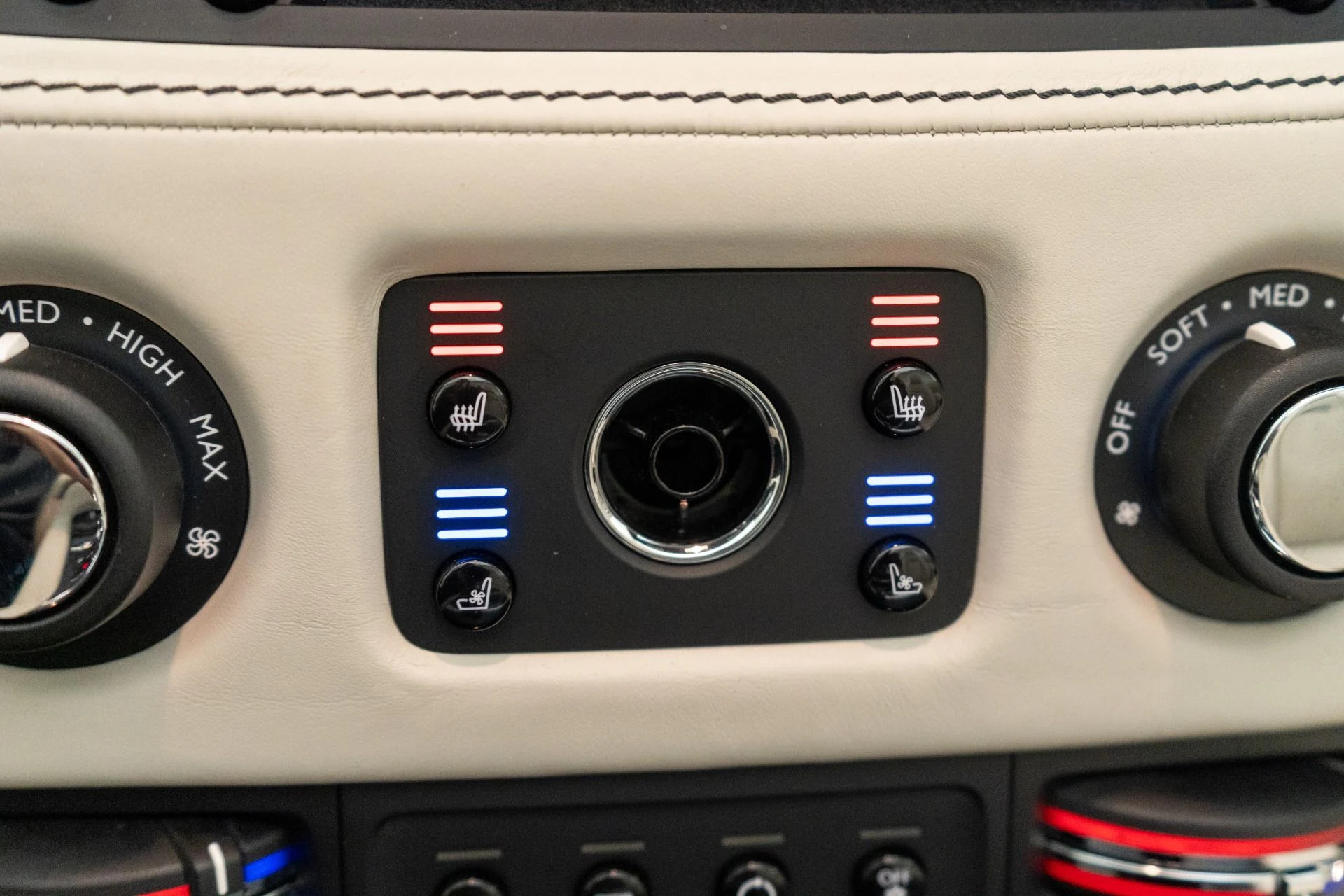 mph026_1389099400_Used_2020_Rolls_Royce_Dawn_Fully_Polished_Wheels_Heated_and_Ventilated_Seats_1764007062_e70115eb93