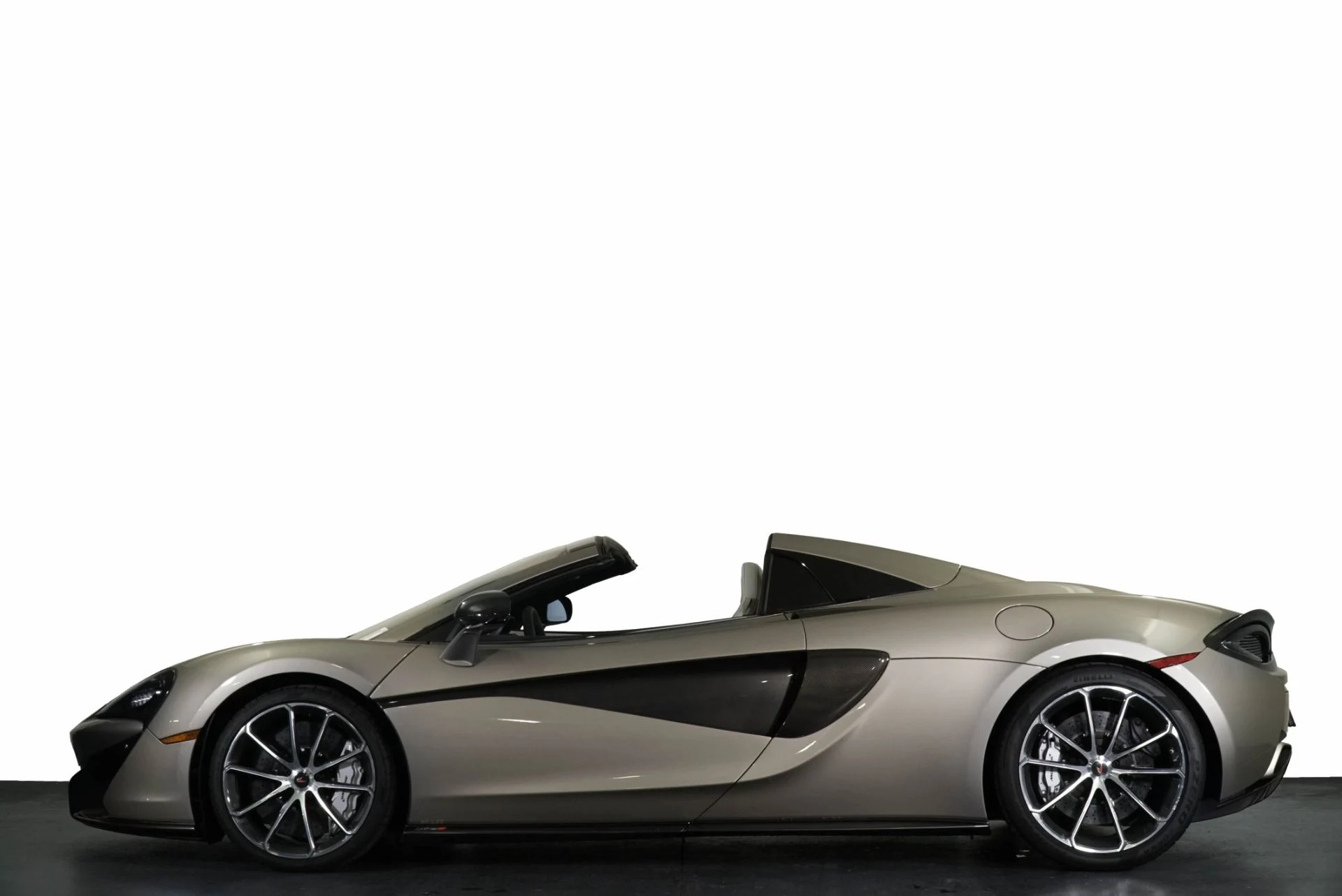 mph026_1404884114_Used_2018_Mc_Laren_570_S_1765905873_10f7a484a2