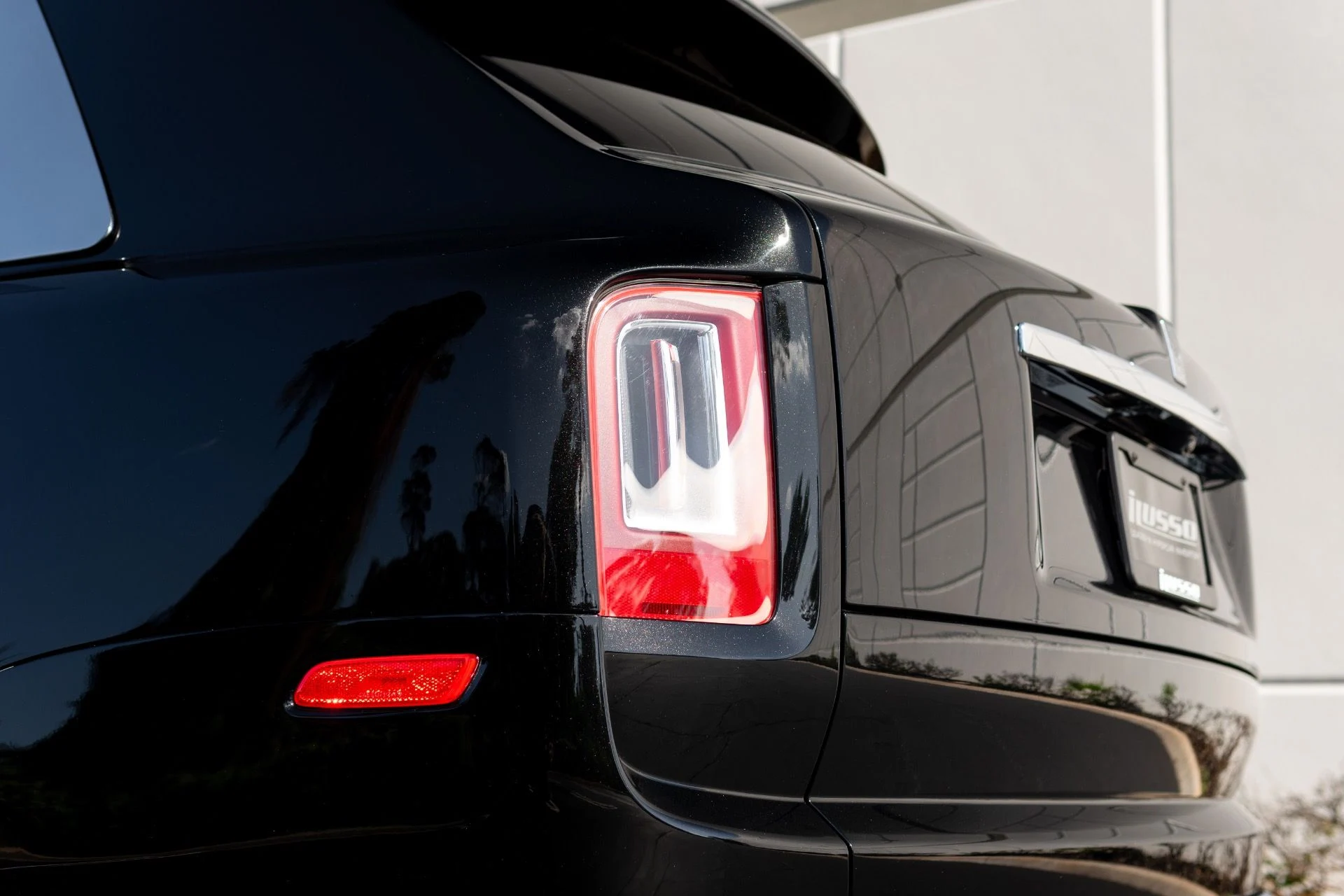 mph026_1406551555_Used_2019_Rolls_Royce_Cullinan_1769627245_d209f36478