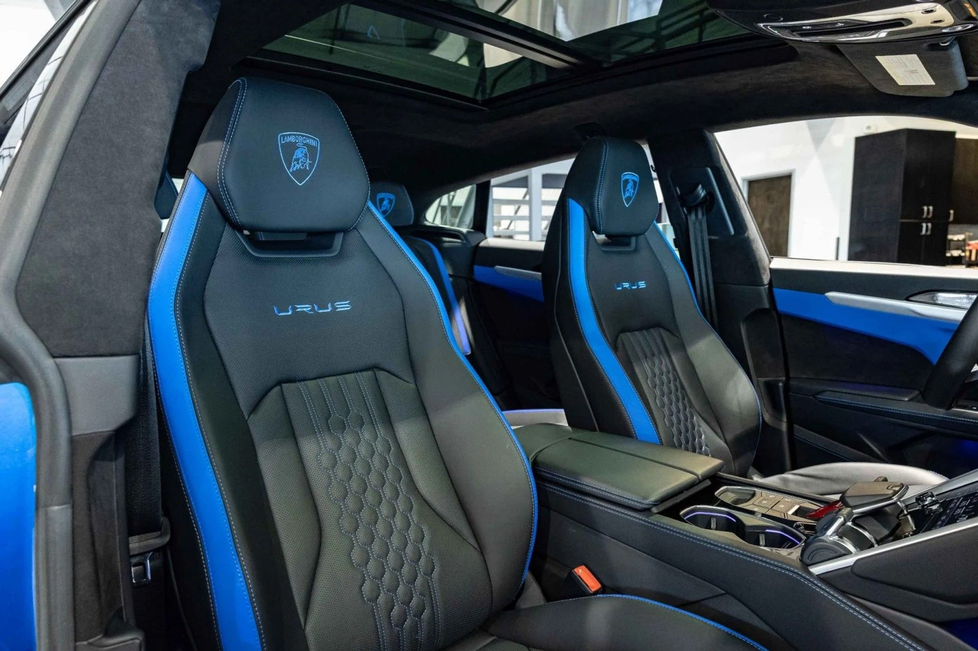 mph026_1412803425_UQ_5c84344b7c