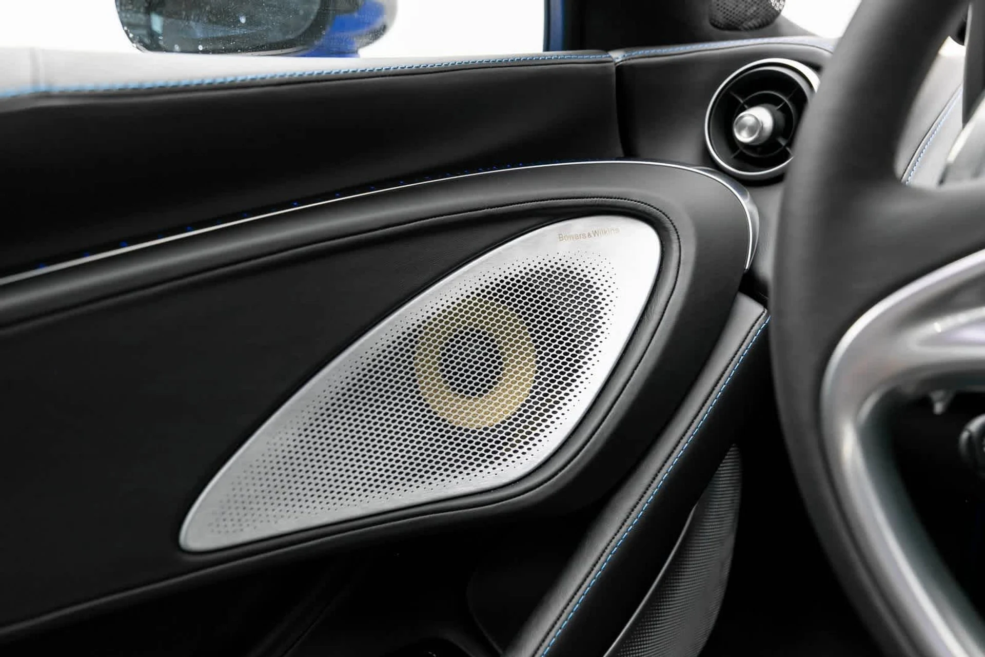 mph026_1416358092_27_66d2ac37b0