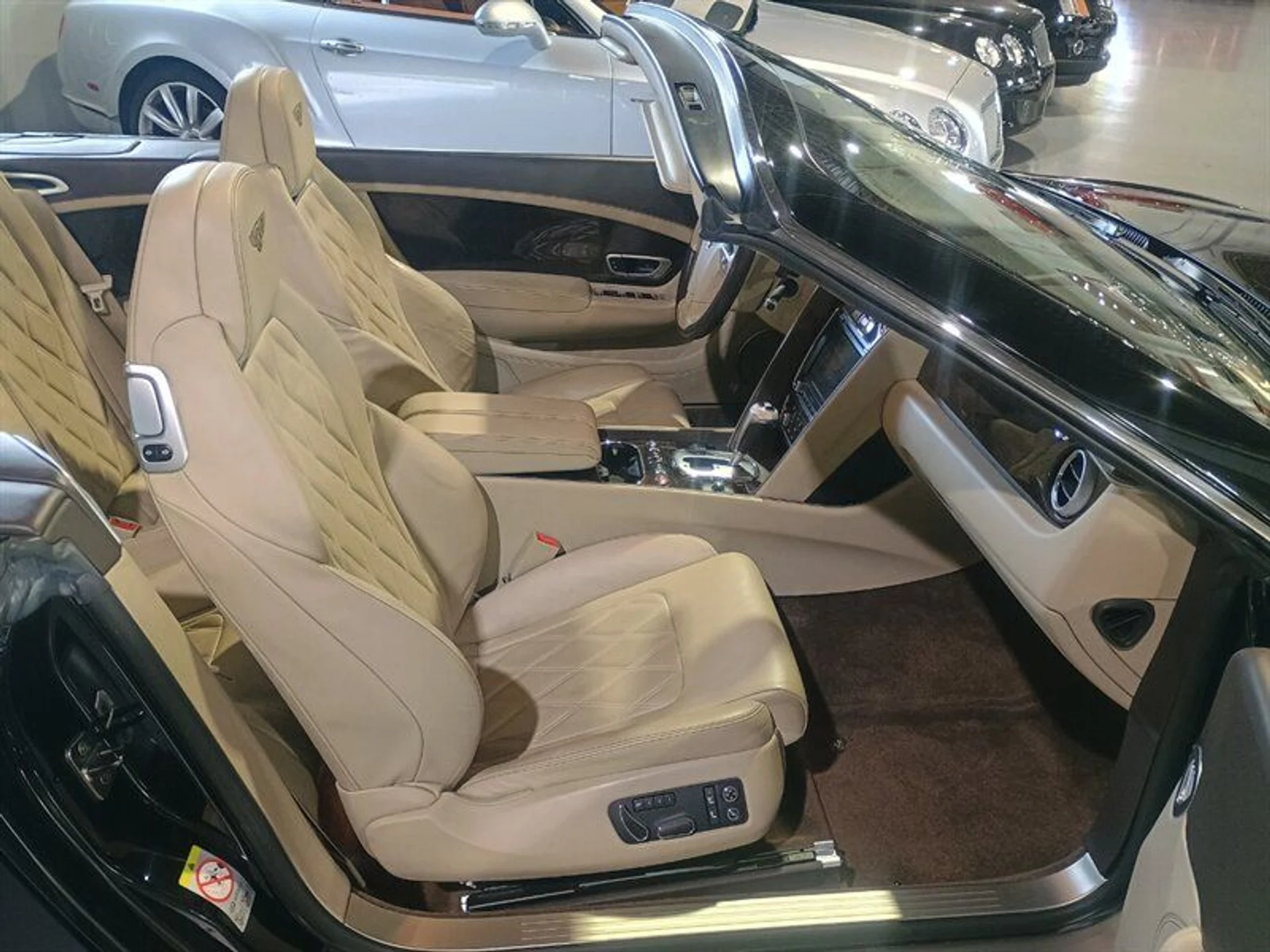 mph026_1419336015_9968cbf4e9_800_016f0df767