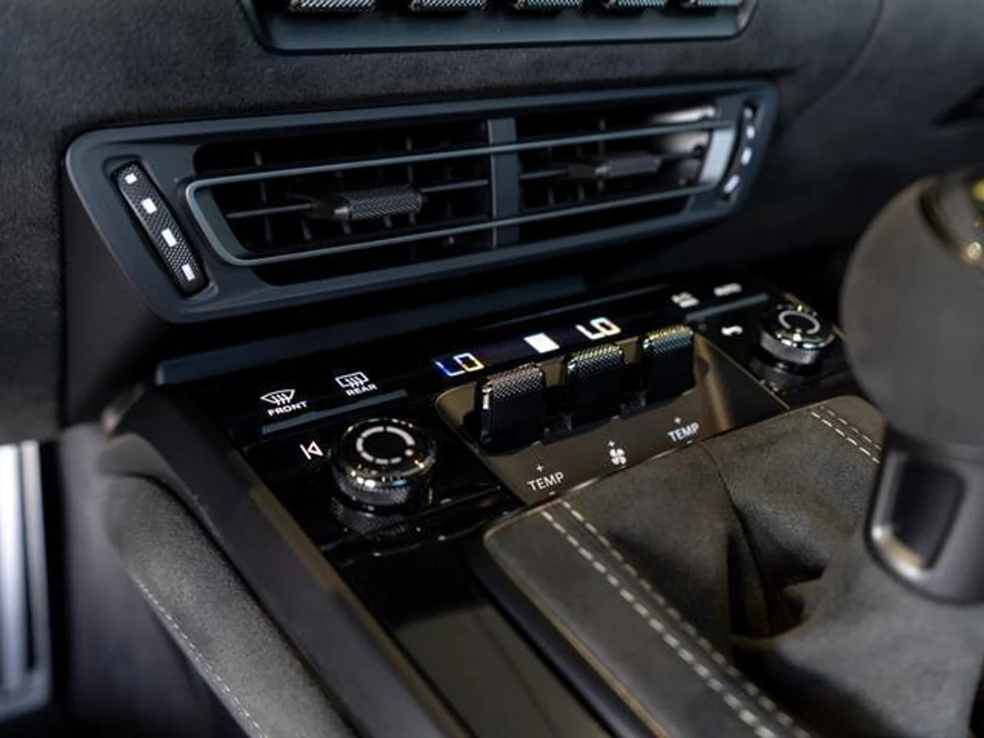 mph026_1443277728_n0y_V_Qu_Yesm_El_Q98_I1_Zl_Hln_Ti_U_1241fb20e5