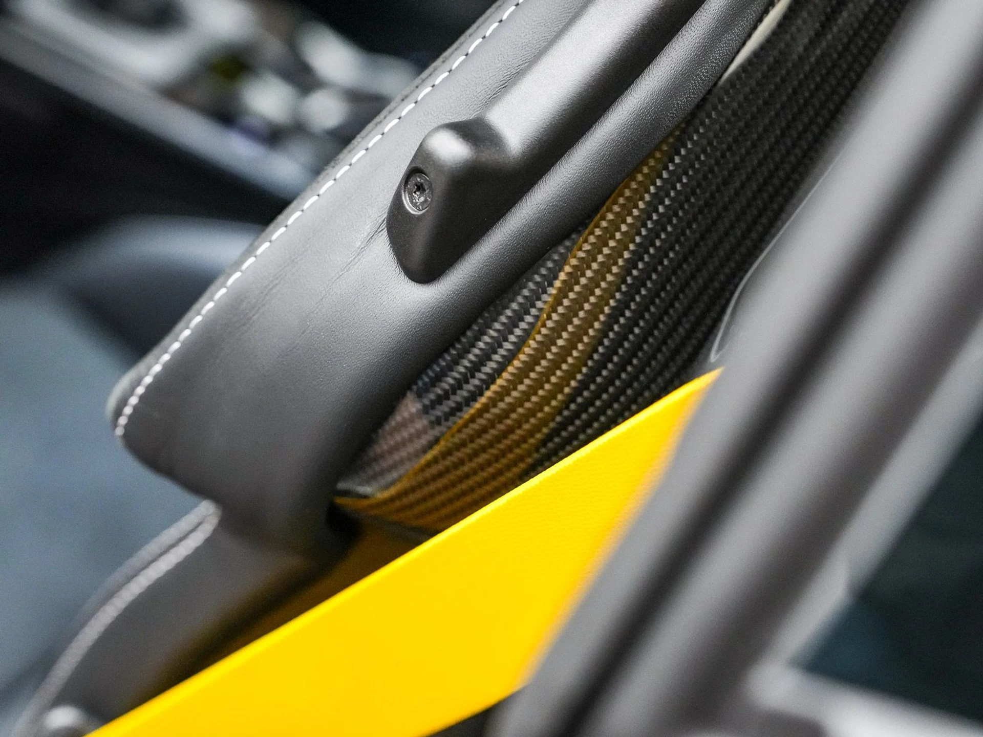 mph026_145509772_3bf3ad6f9e1f35867a405a5030b4ff85x_36c4c2d8c7