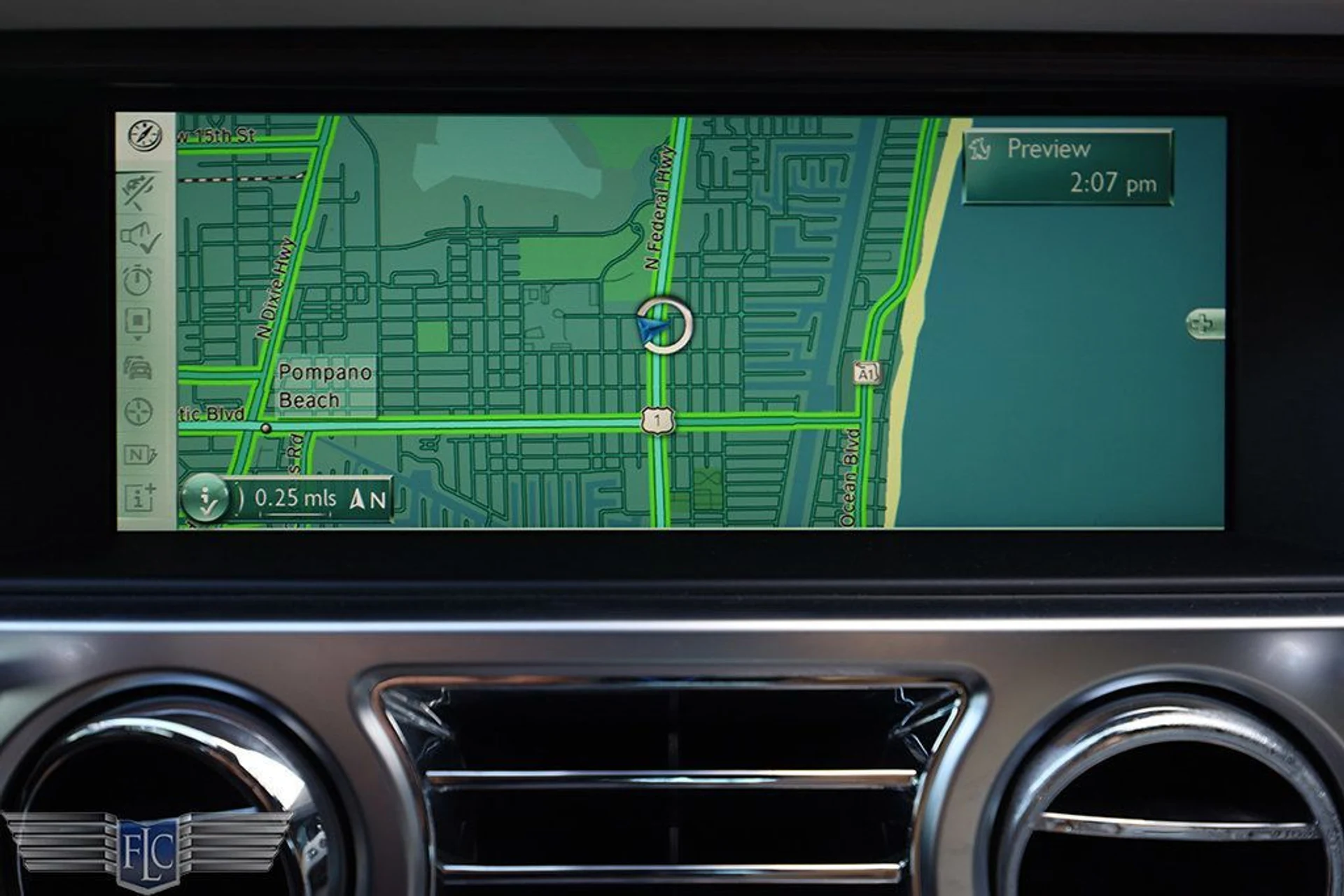 mph026_1463232275_used_2017_rolls_royce_dawn_convertible_6305_22967978_27_1024_df17fe8a01