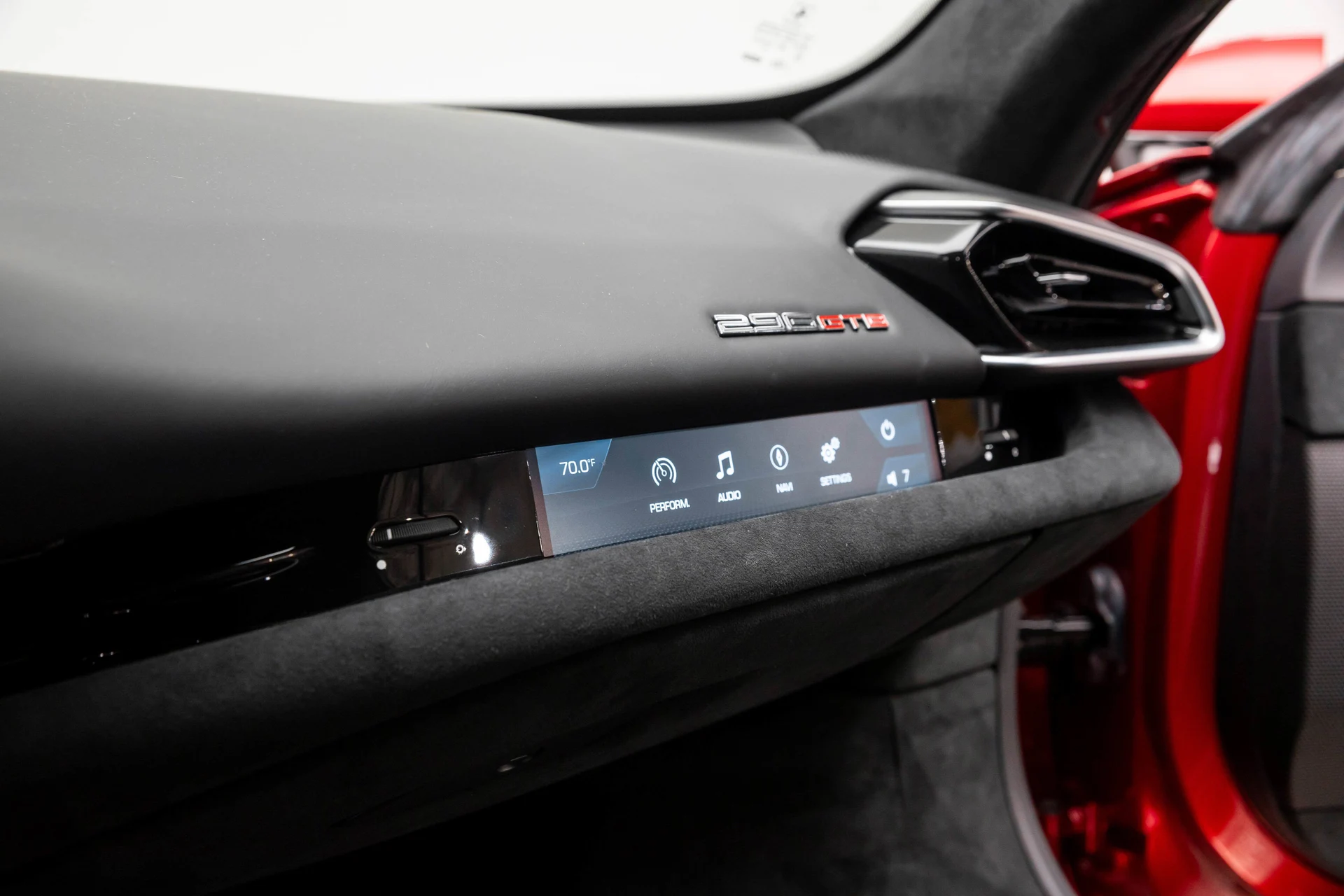 mph026_147011587_083767b6bf9a47e3adc1a82d20cf4a9b_e236be5f19