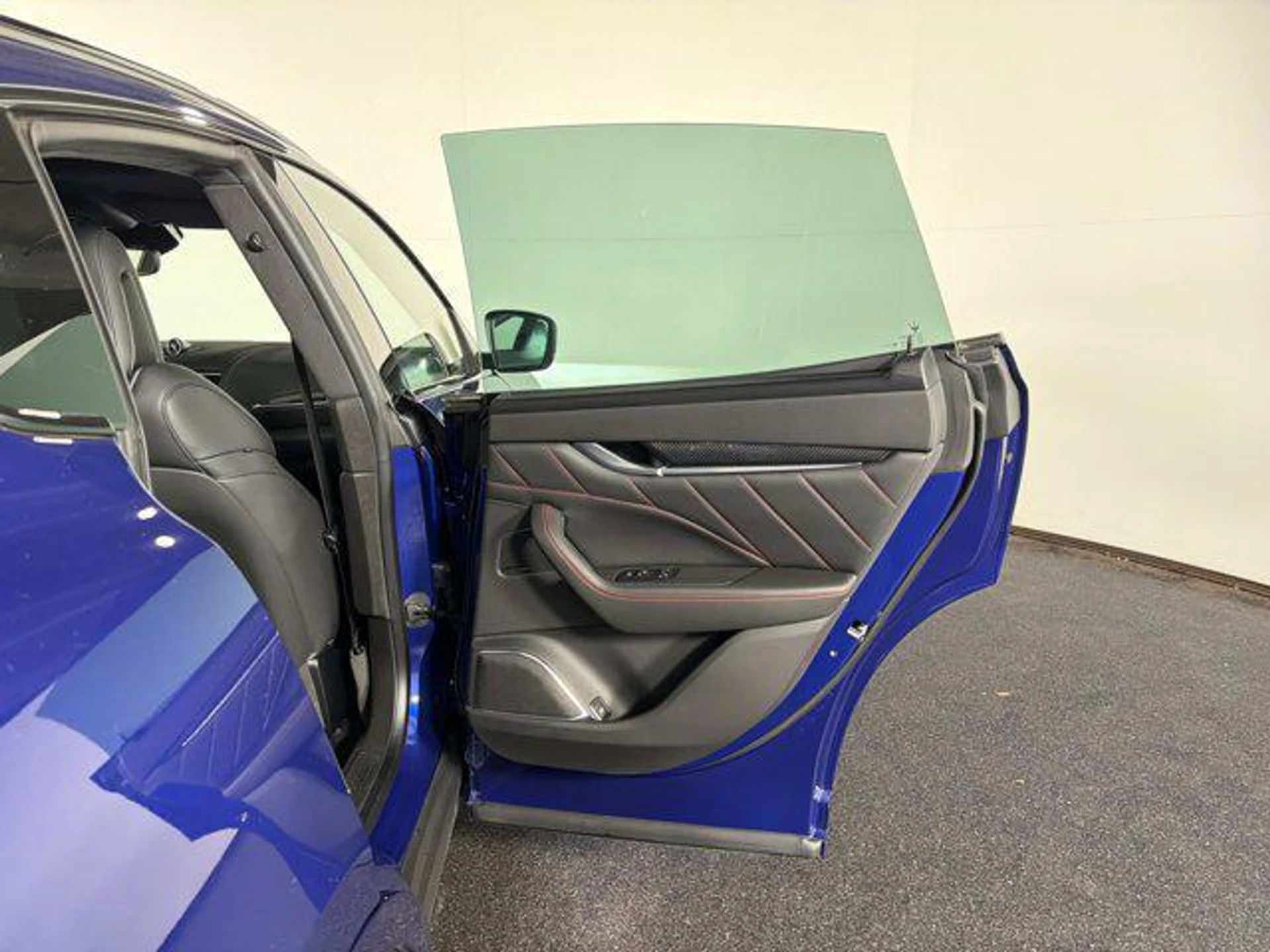 mph026_1473936791_4k_Cx_PBZN_Vsb7_F5l_F_dc9_Dt_WIV_3_Y_874753579d