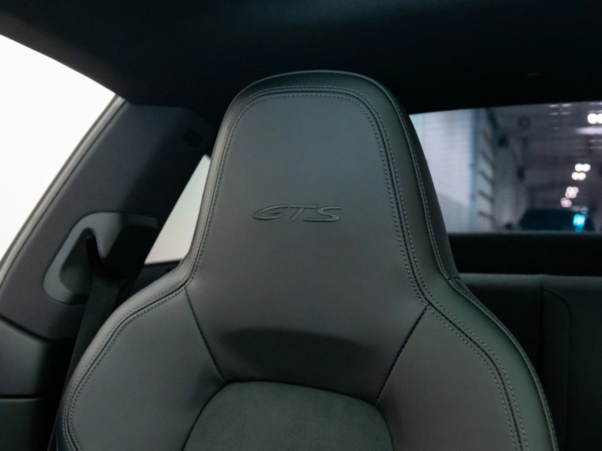 mph026_147644794_27cab6c87c385fa42b4188c9705bbc06x_32bcabd4a9