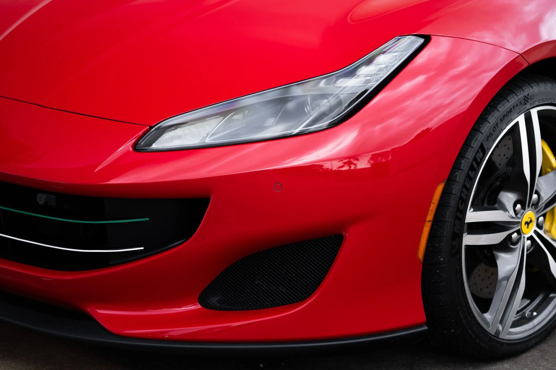 mph026_148352823_Used_2019_Ferrari_Portofino_1768420452_2c1774e81b