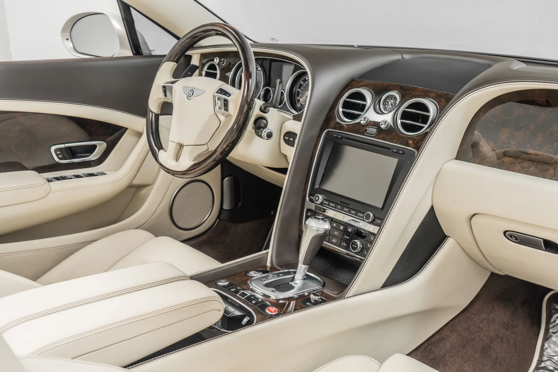 mph026_1485621354_Used_2014_Bentley_Continental_GTC_Speed_Low_Miles_Extended_Veneers_Classic_Color_Combination_1785352164_fca442061c