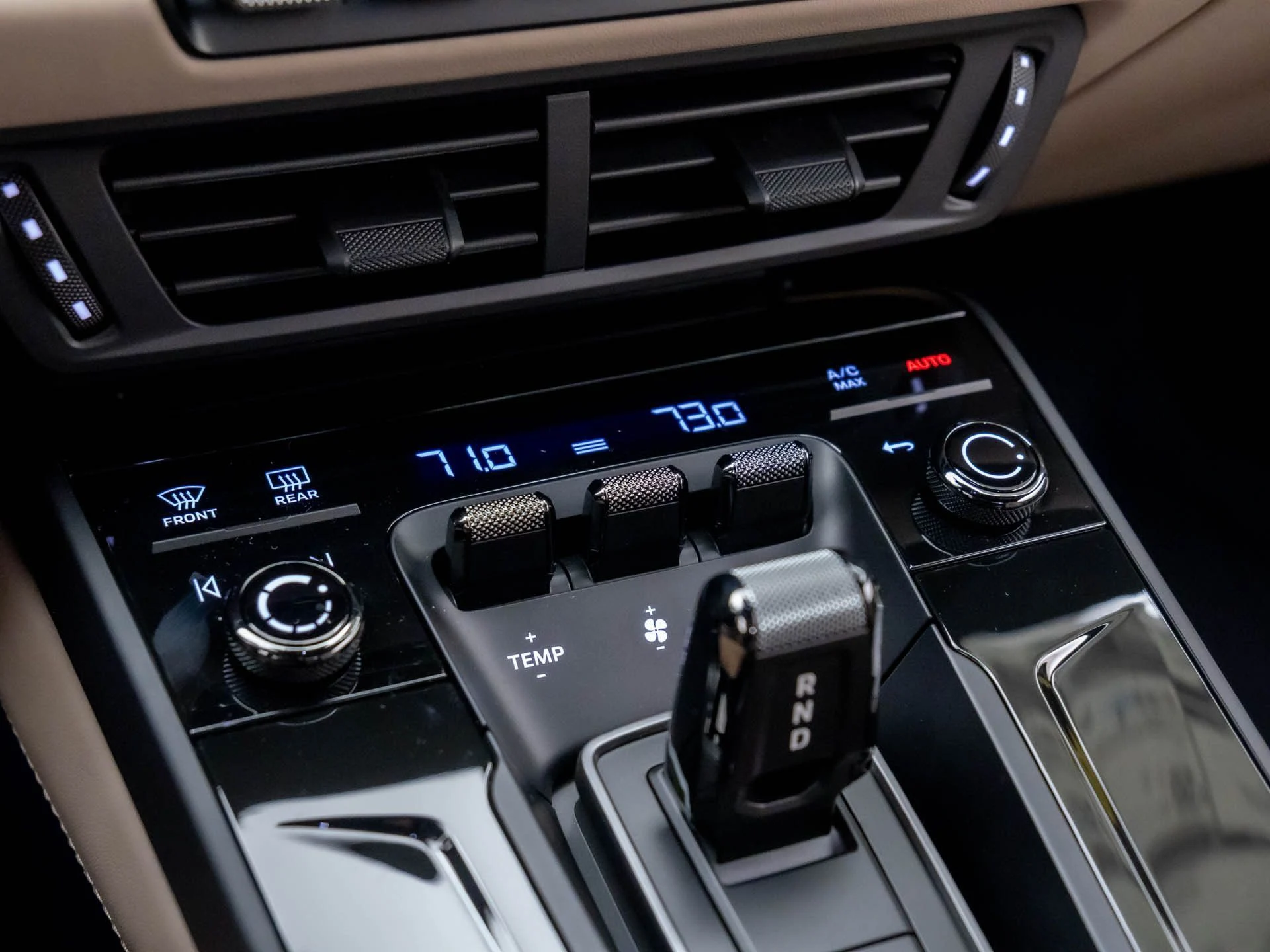 mph026_1499486892_7a9fab07f2cd40770a318a4be15fa43bx_cc2a44c0df