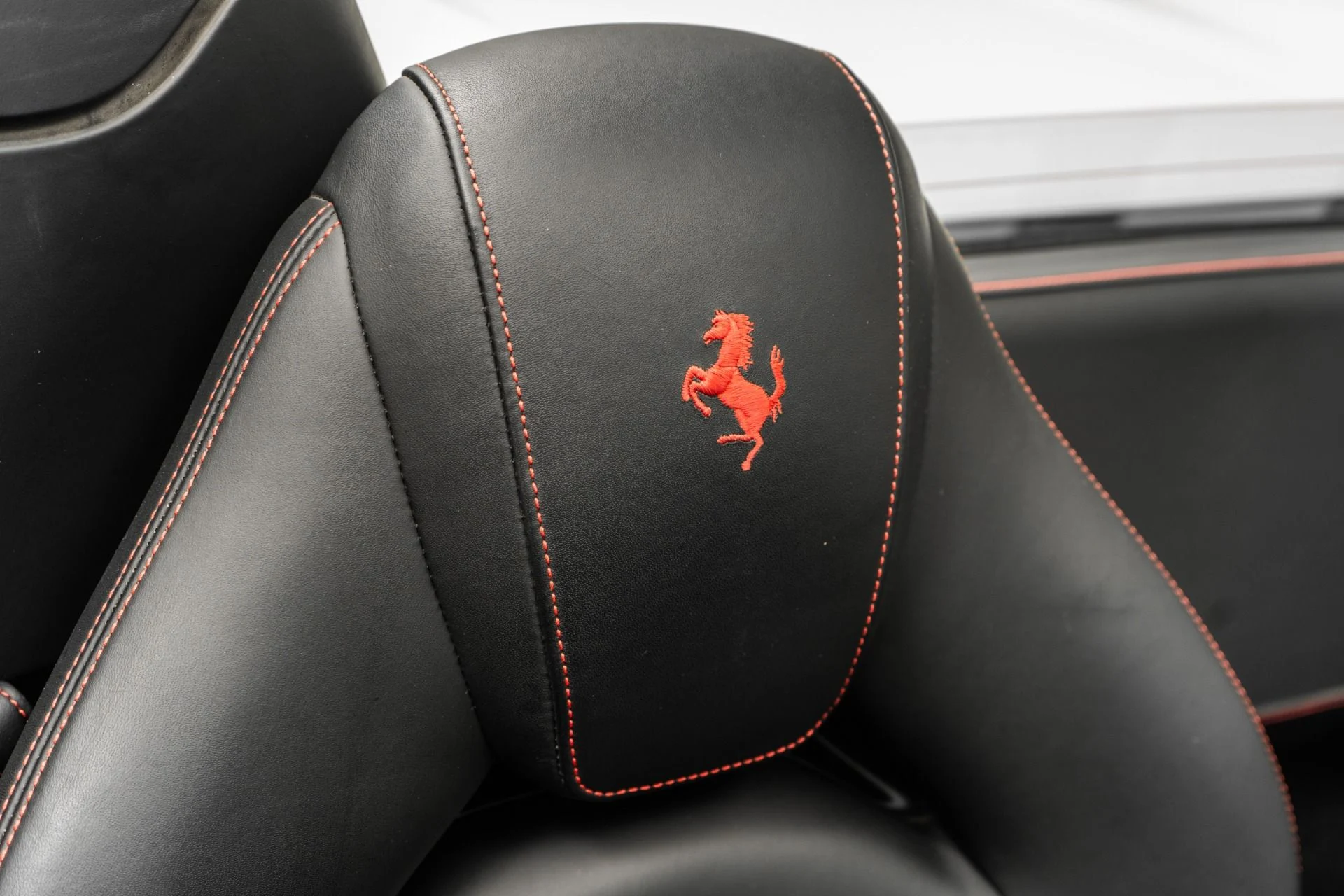 mph026_1504562082_Used_2017_Ferrari_488_Spider_1761946233_f2d971a5eb