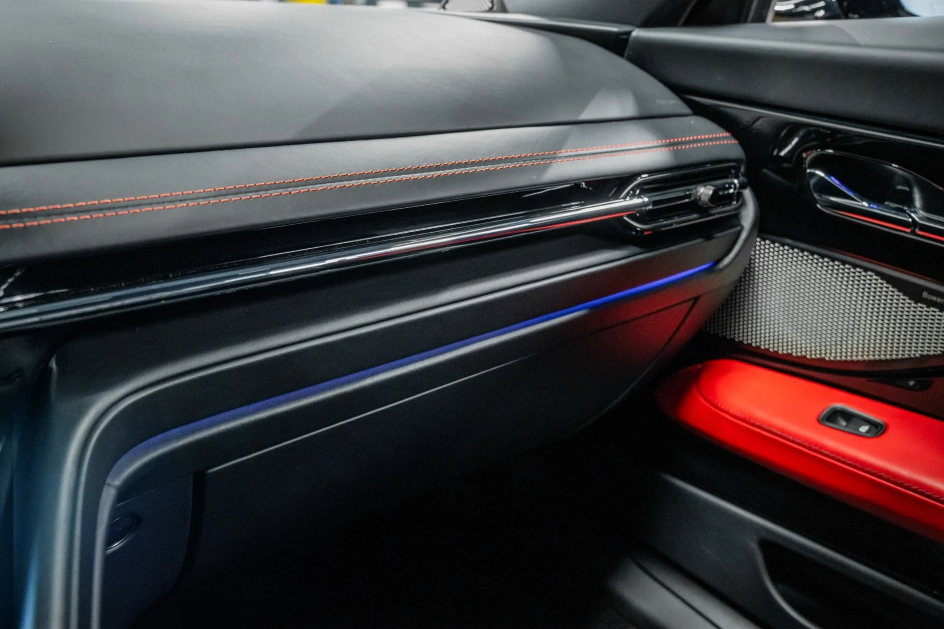 mph026_1506491955_Used_2024_Aston_Martin_DB_12_V8_Special_Paint_Color_Bowers_and_Wilkins_Premium_Audio_Carbon_Brakes_1771535066_f92ef42ad6