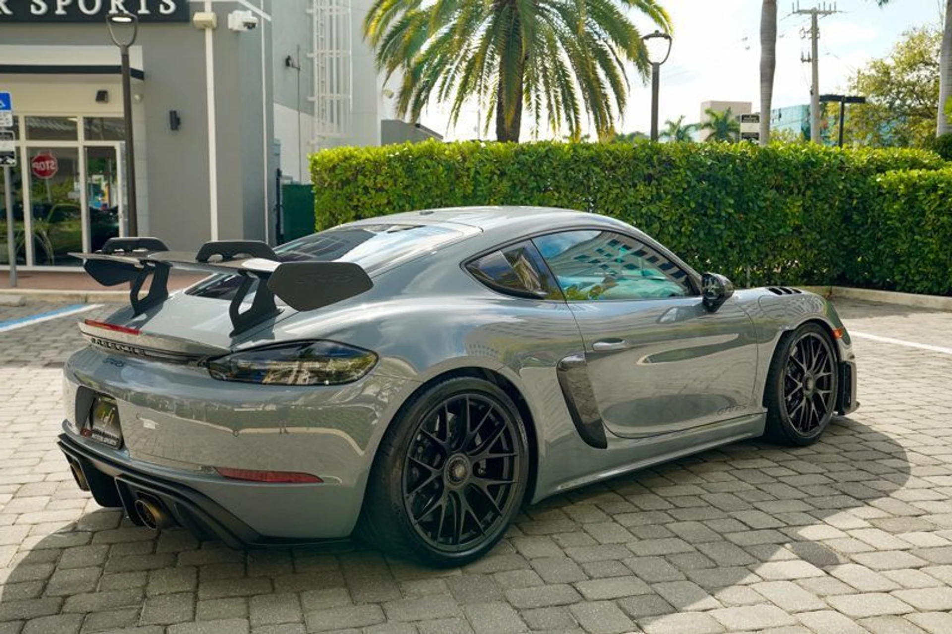 mph026_1507786294_22949520_27_800_586e29991f