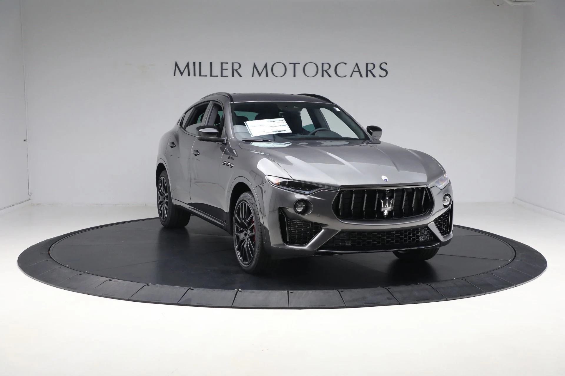 mph026_1511560086_New_2024_Maserati_Levante_Modena_Ultima_3f680a666f