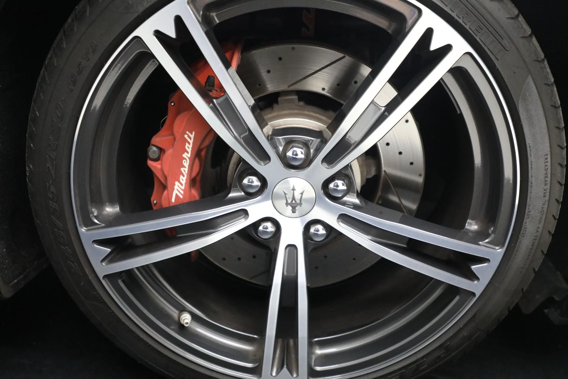 mph026_1514093862_Used_2015_Maserati_Gran_Turismo_MC_1760545652_afd295c057