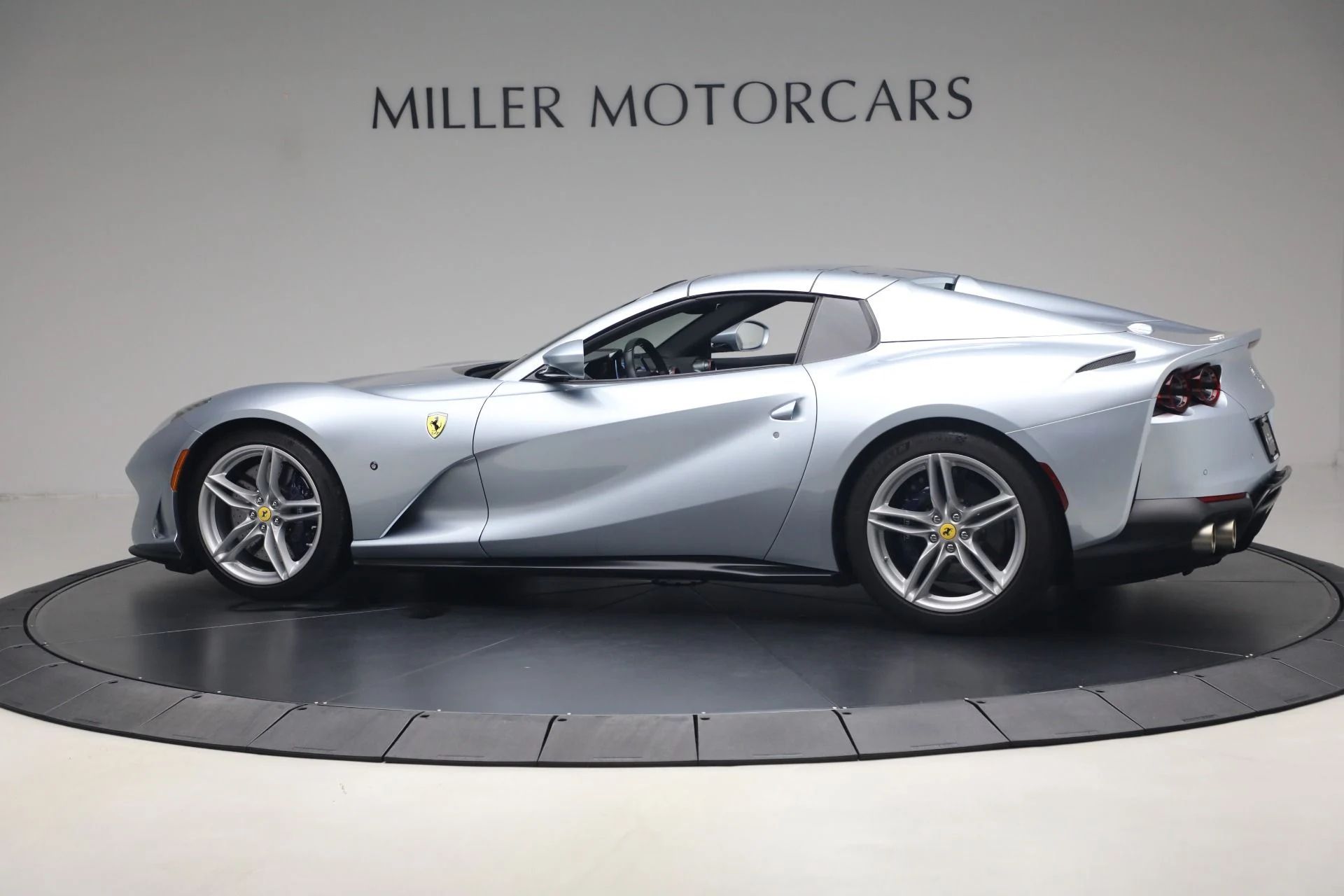 mph026_1523512024_Used_2022_Ferrari_812_GTS_1785790063_dfa2c8caa9