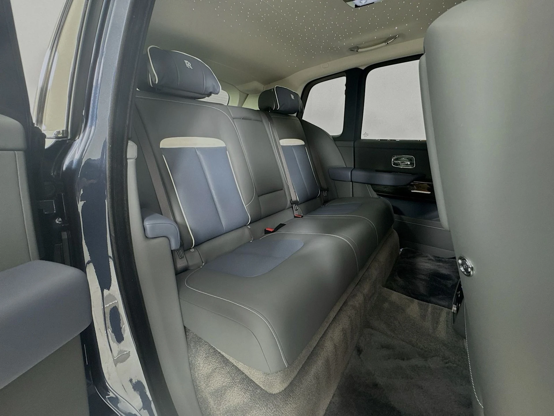 mph026_152359490_b6f1aec9522ae27c4d711514a2e96812x_b04b3db940