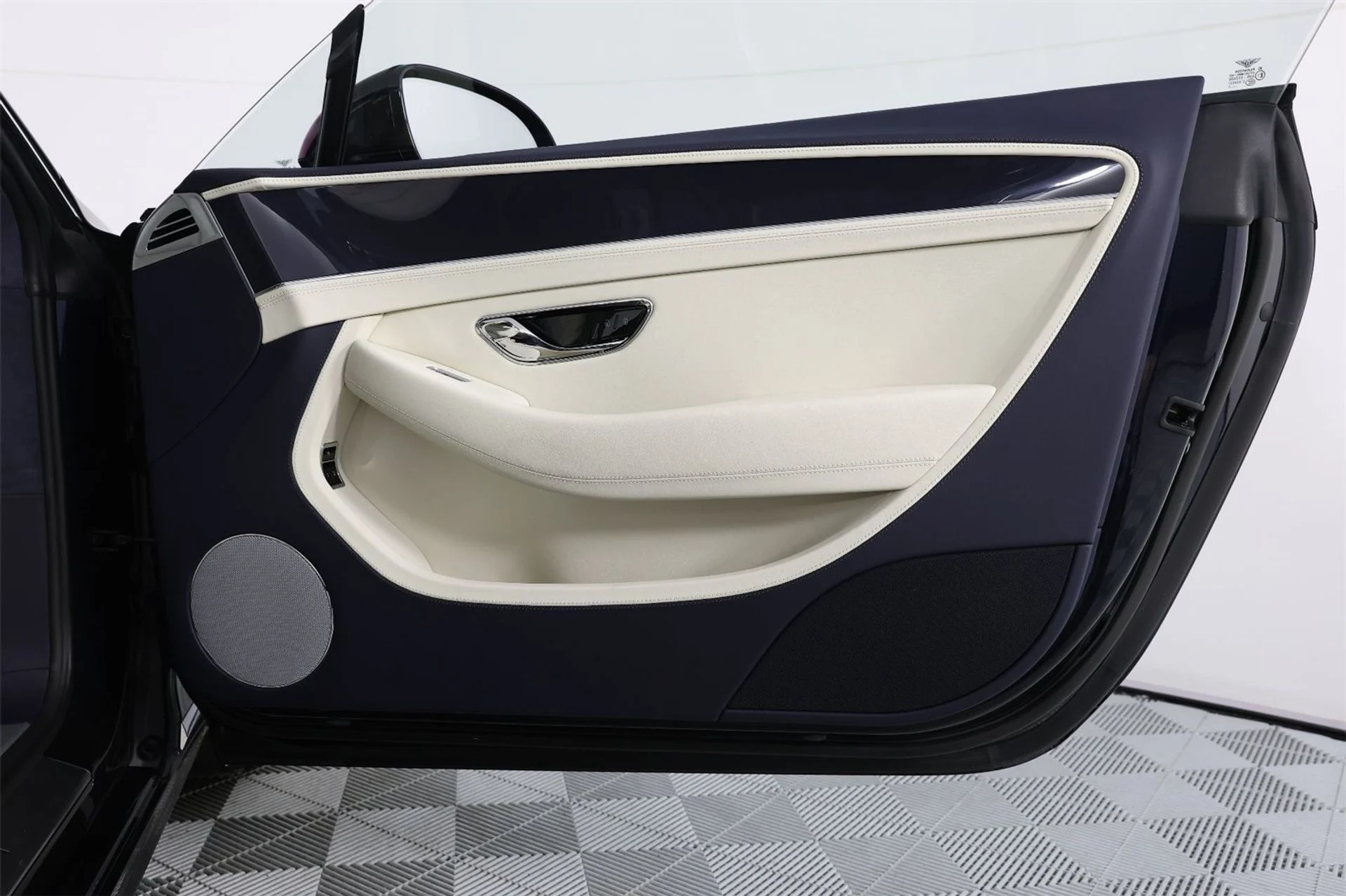 mph026_1525696916_31efceea54476f3402331bf5352c566d_72a0960d33