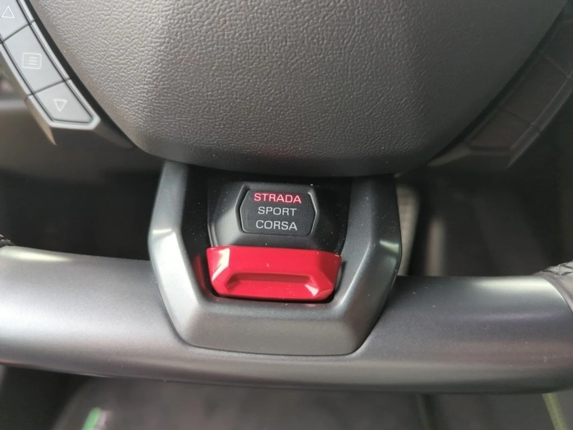 mph026_1527856334_5f9d2ce90e3d3ee220fb6ebf9d1bd0bex_a3b1619d93