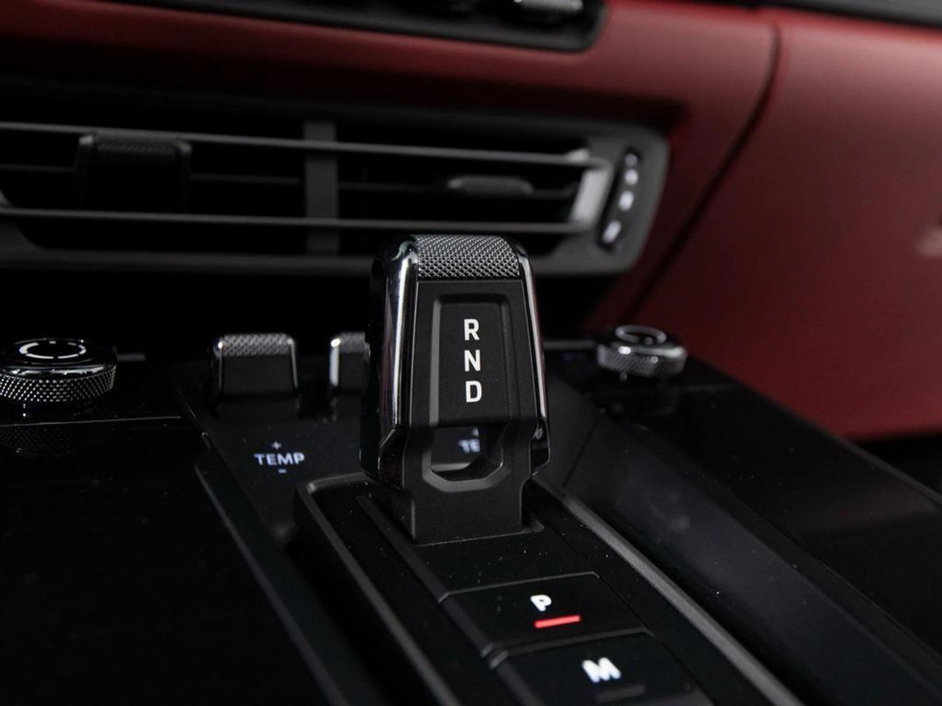 mph026_1540304430_m828u_KS_1_U_Zx_RA_Aw_C3_Pe1_N20fu_K8_958aabacfa