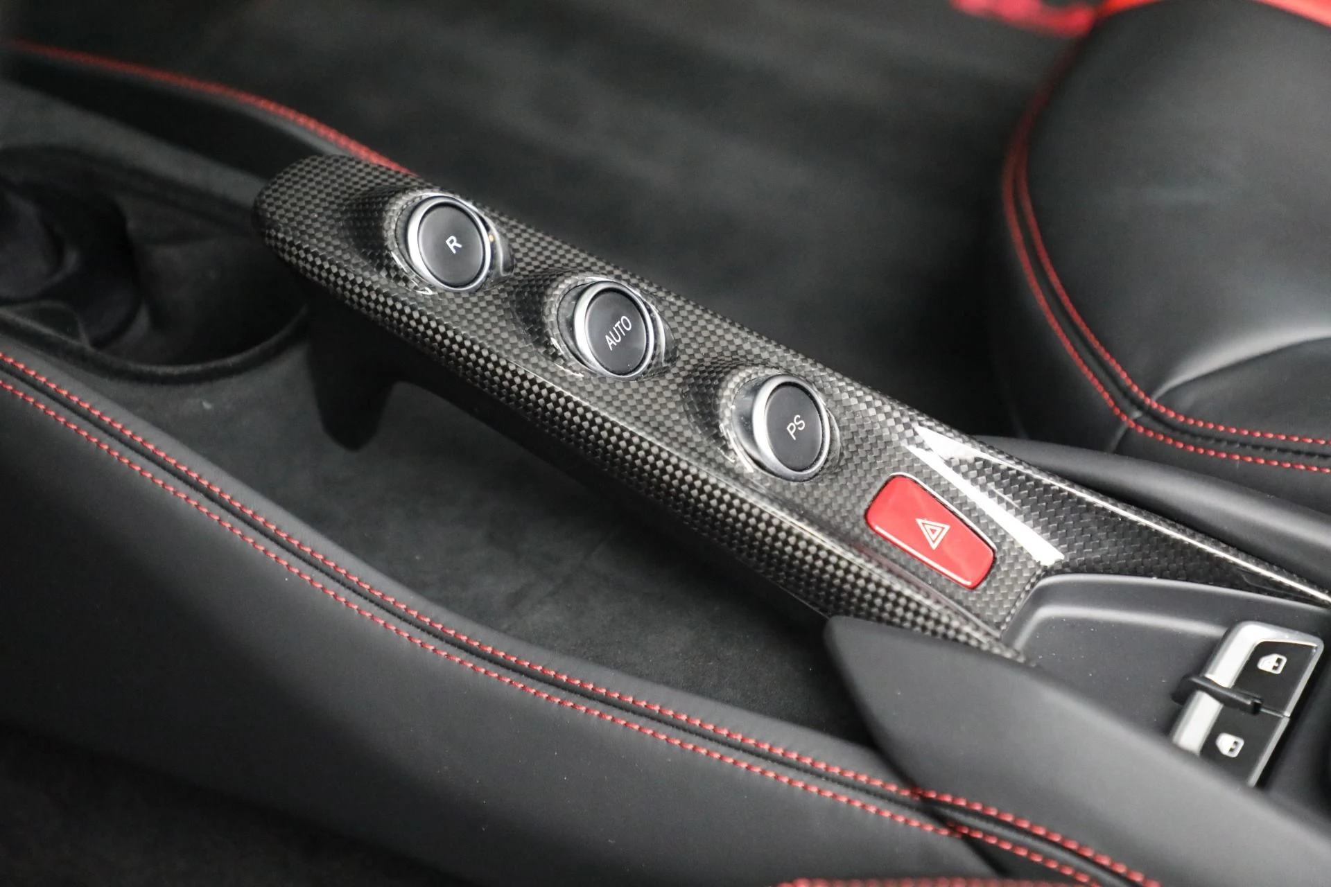 mph026_154366548_Used_2021_Ferrari_F8_Spider_773028a321