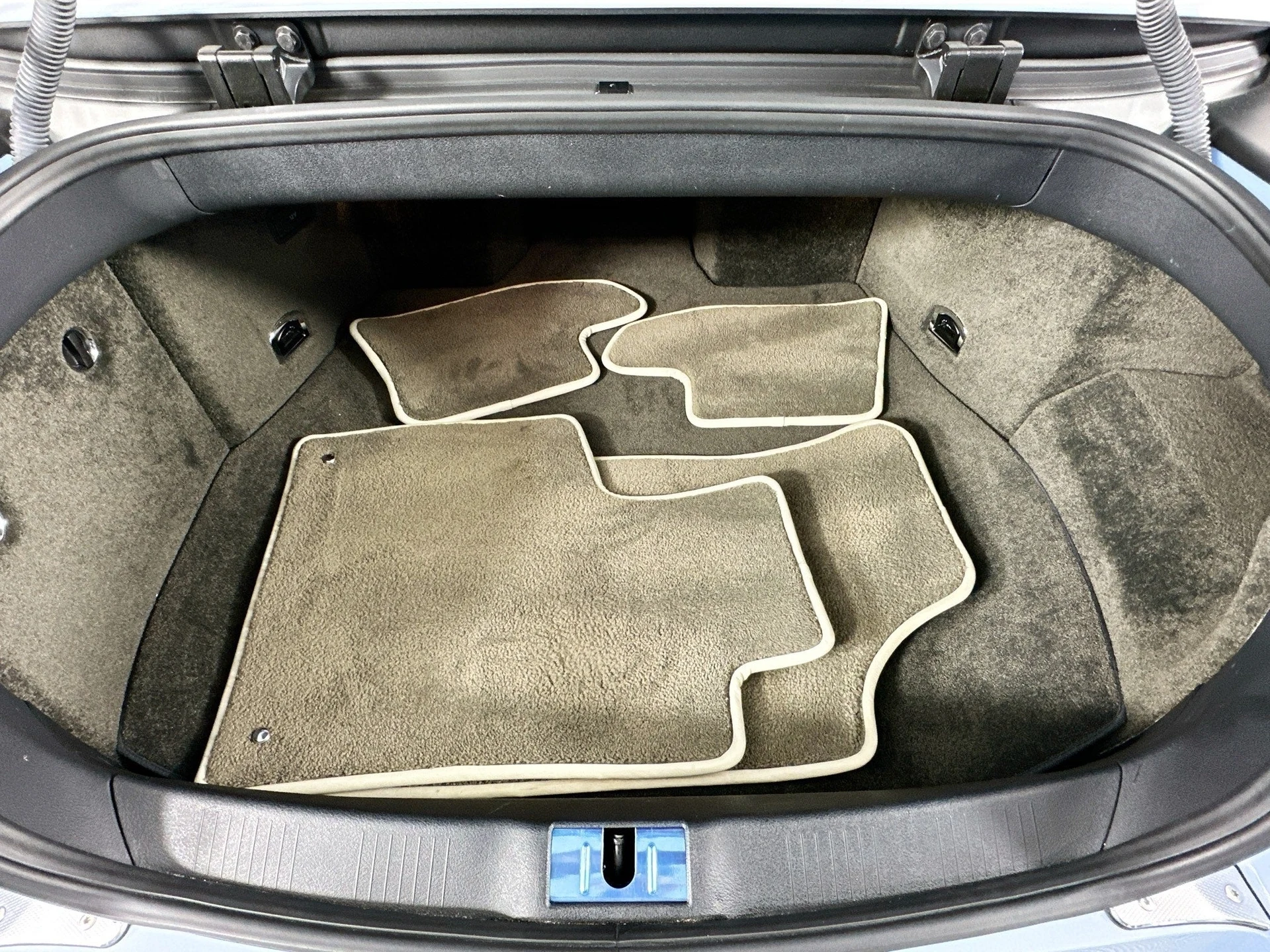 mph026_1544613088_27_8402fec096