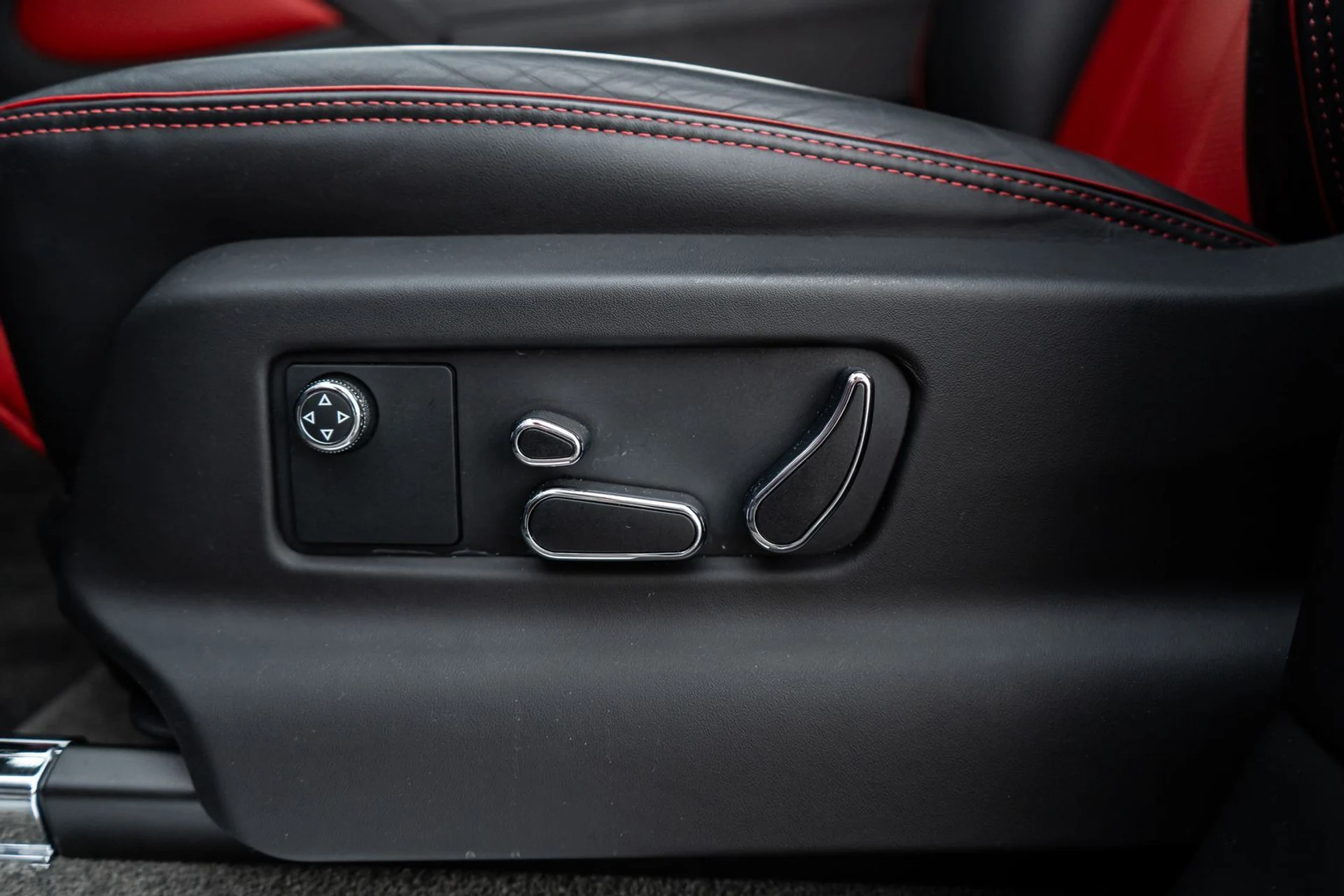 mph026_1544767697_12f205ef_241c_4de1_b481_788fed7f762f_7b34e22707