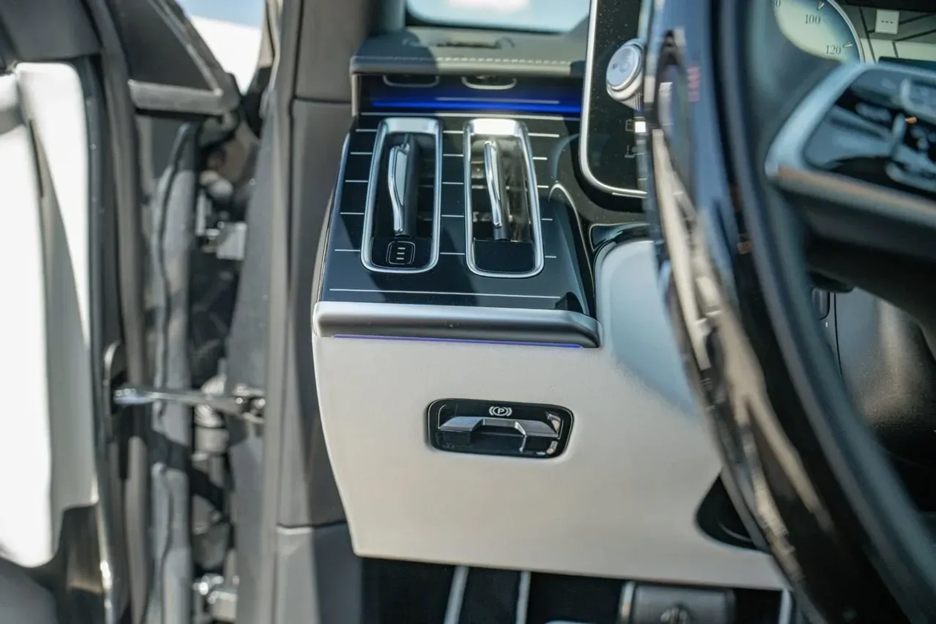 mph026_155218250_6fe51aadc7554ab8a8ef5449336d7150_9ce528cc34