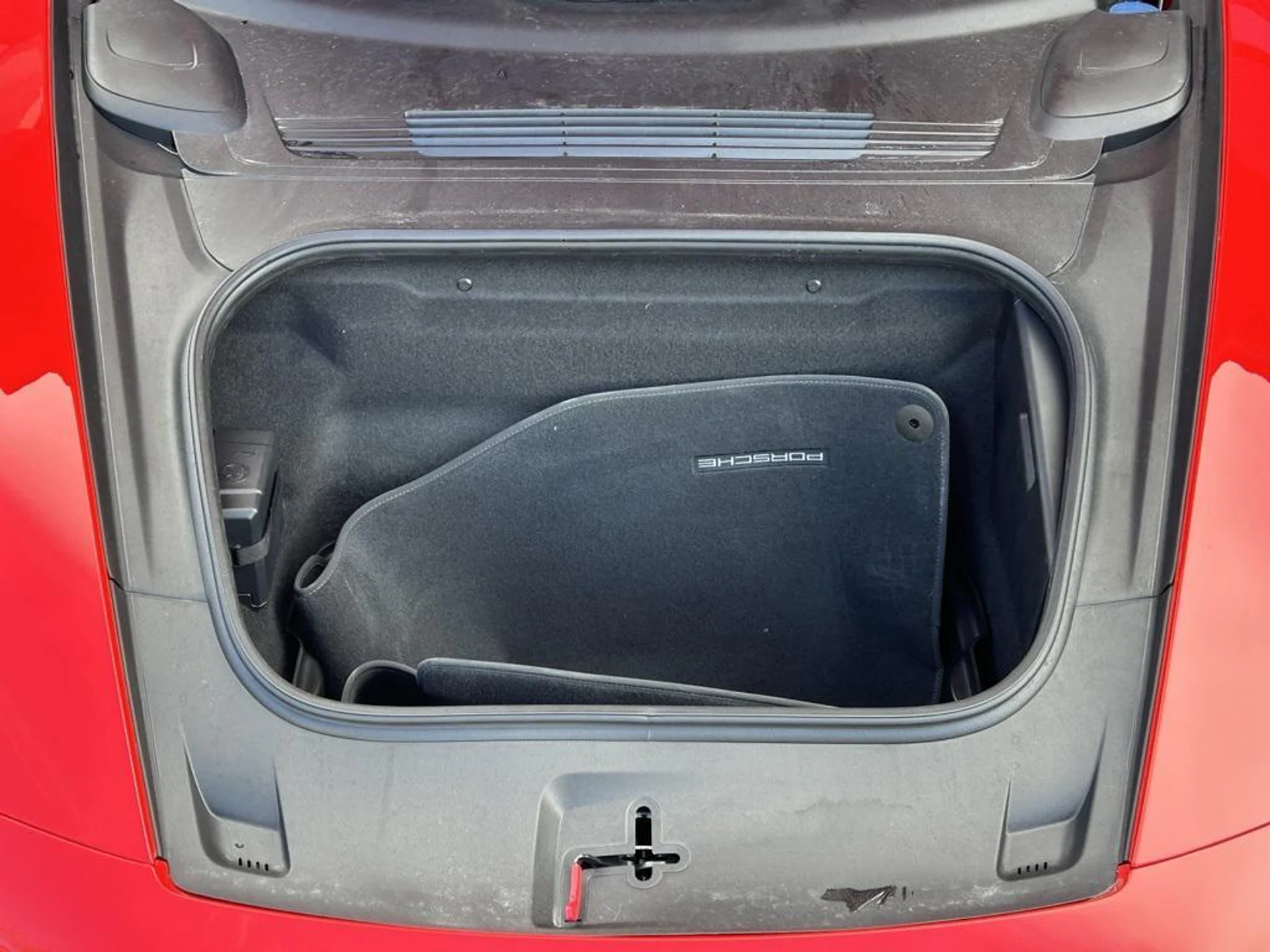 mph026_1553538095_f_GT_e_Hh0_h_Szp_Ao_Mr_QV_Nwc_V_Fj_P8_12547adec3